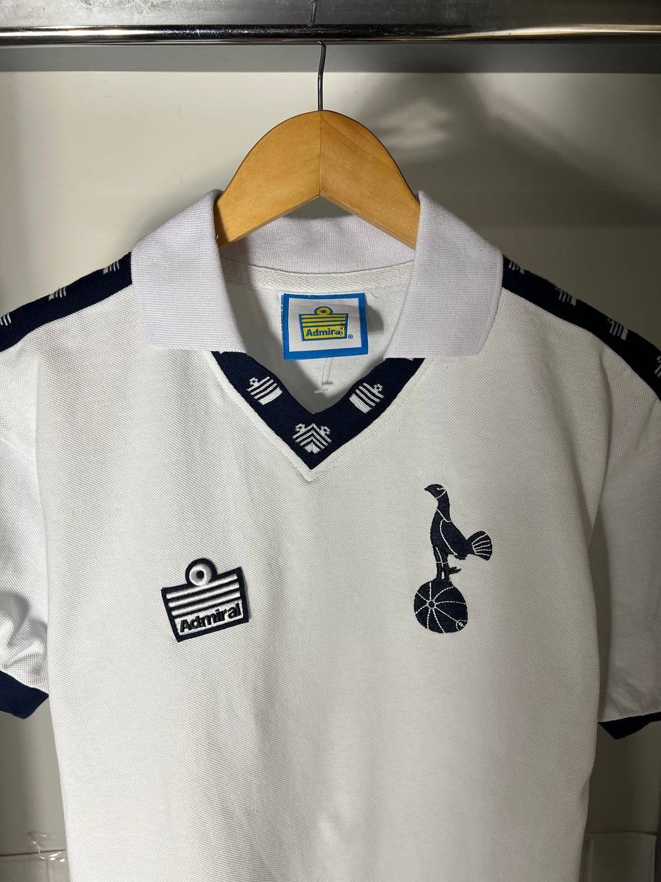 Vintage VERY RARE ADMIRAL FC TOTTENHAM HOTSPUR ENGLAND SOCCER JERSEY Size US S / EU 44-46 / 1 - 5 Thumbnail