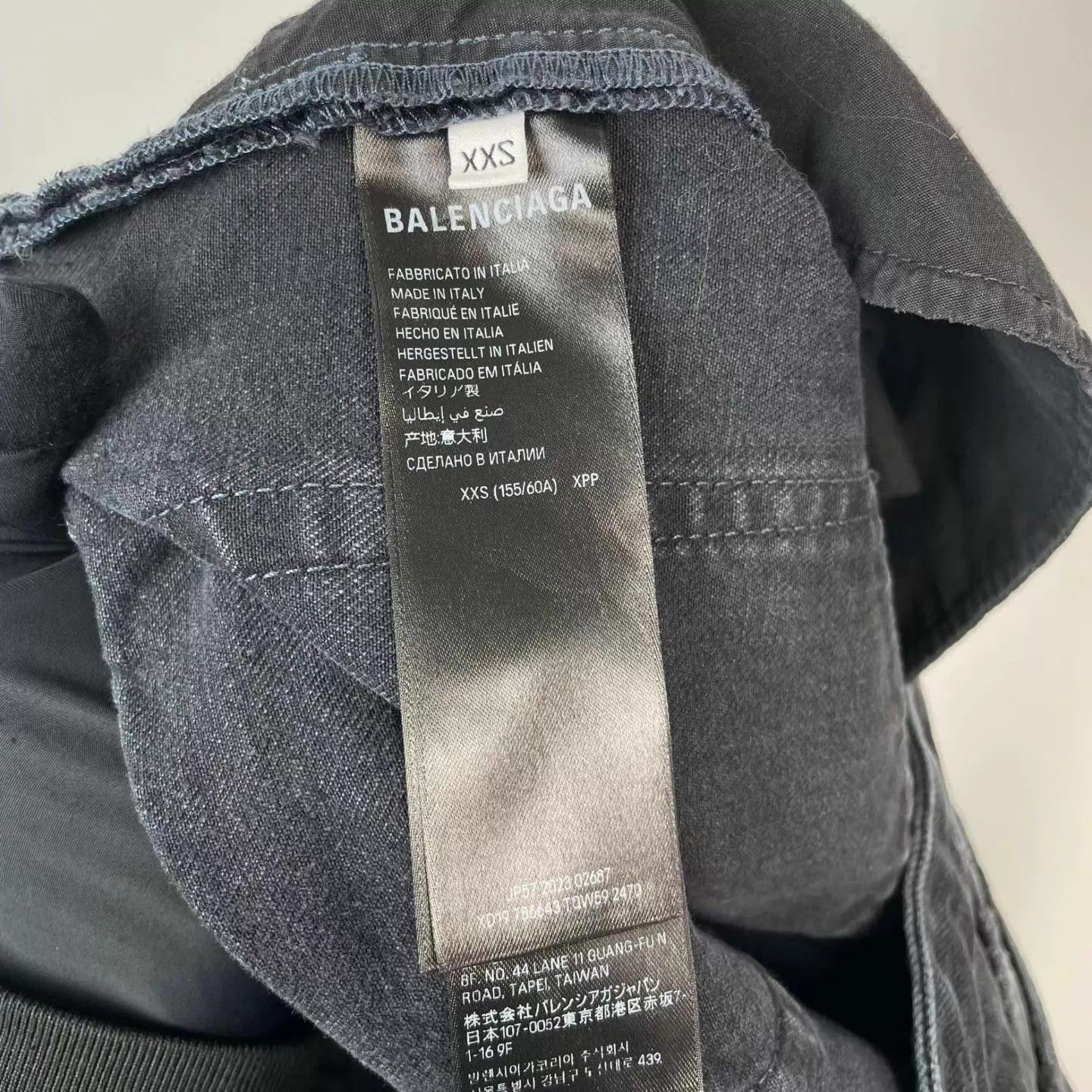 Balenciaga Balenciaga 24S Baggy Black Drawstring Distressed Jeans XXS Size US 26 / EU 42 - 3 Thumbnail