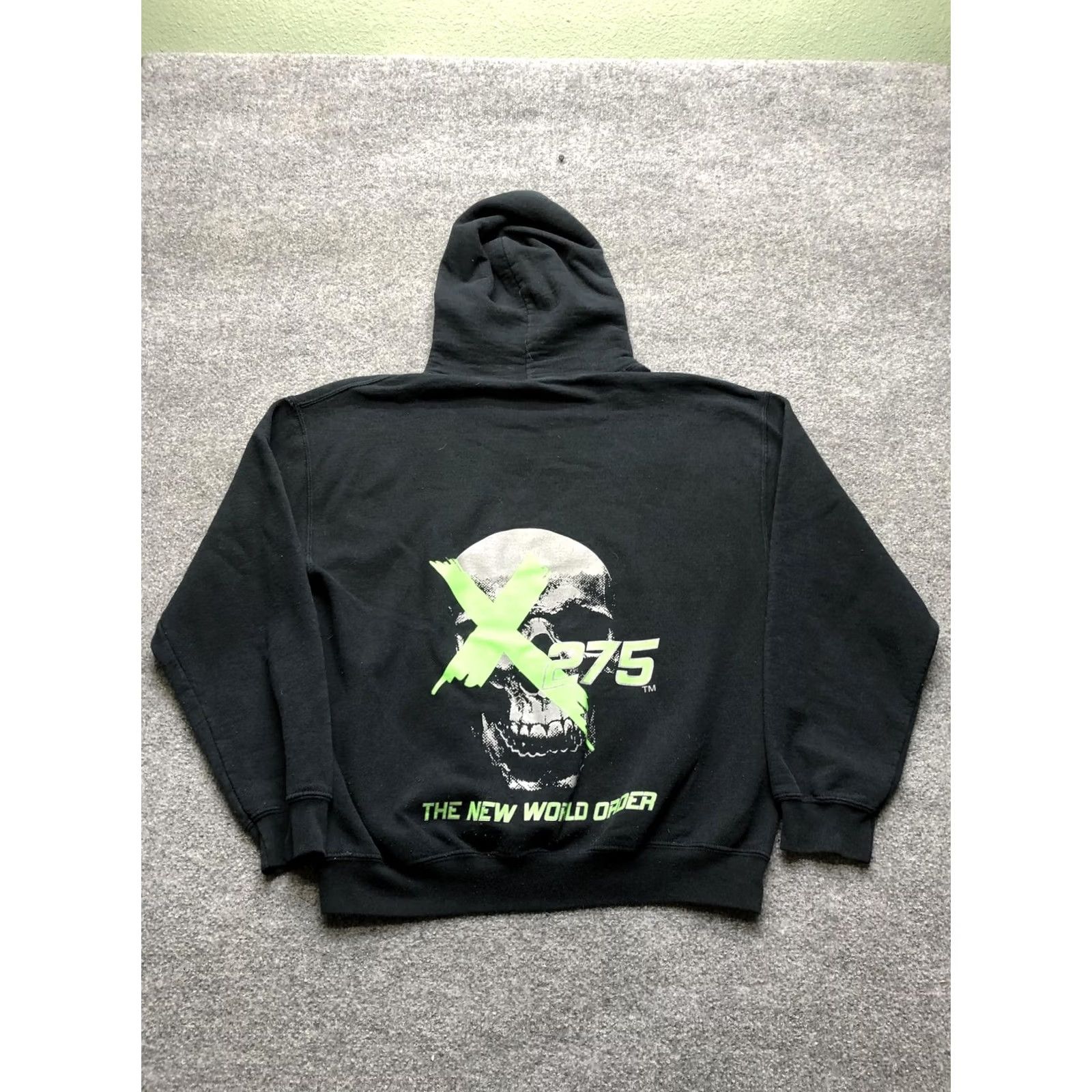 Gildan Y2K Skull Hoodie Mens Medium Black Pullover Fleece Sweatshirt Logo Size US M / EU 48-50 / 2 - 6 Thumbnail