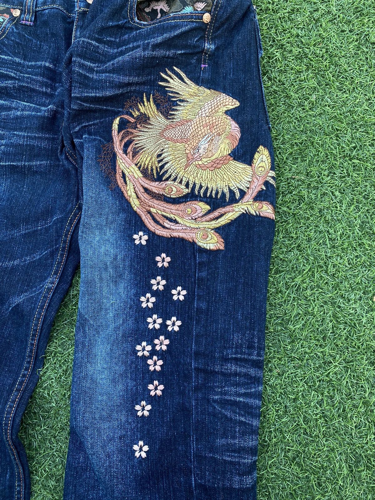 Japanese Brand VINTAGE BIG TRAIN EMBROIDERY PHOENIX LOGO Size US 35 - 4 Thumbnail