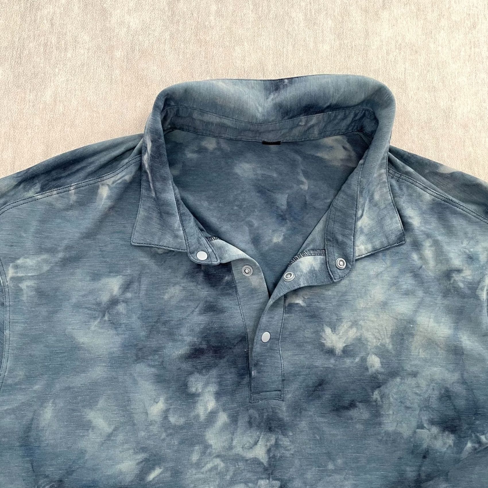 Lululemon Lululemon Polo Shirt Adult Large Blue Tie Dye Snap Button Golf Active Mens L Size US L / EU 52-54 / 3 - 3 Thumbnail