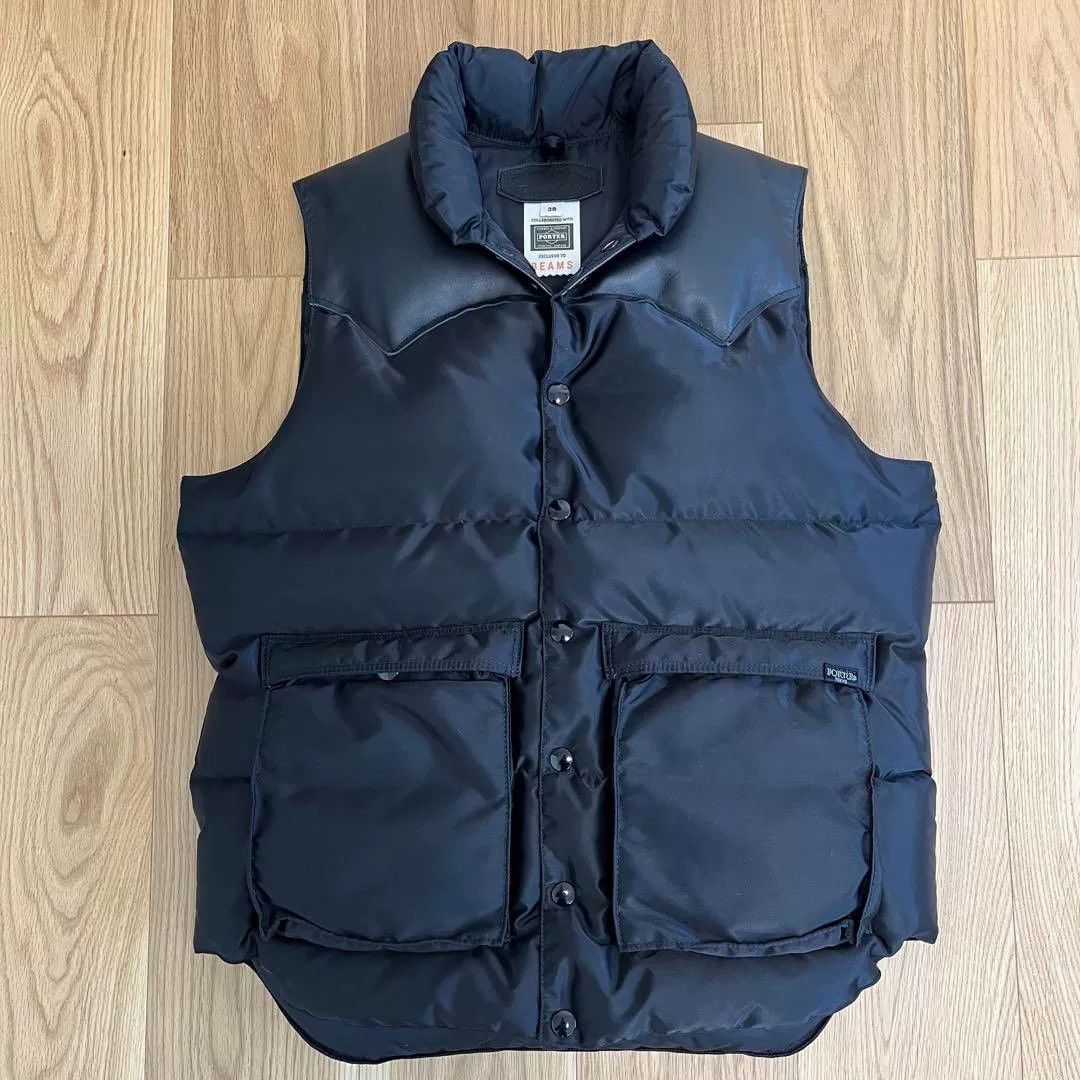 Rocky Mountain Featherbed black puffer vest from rocky mountain porter Size US M / EU 48-50 / 2 - 1 Thumbnail