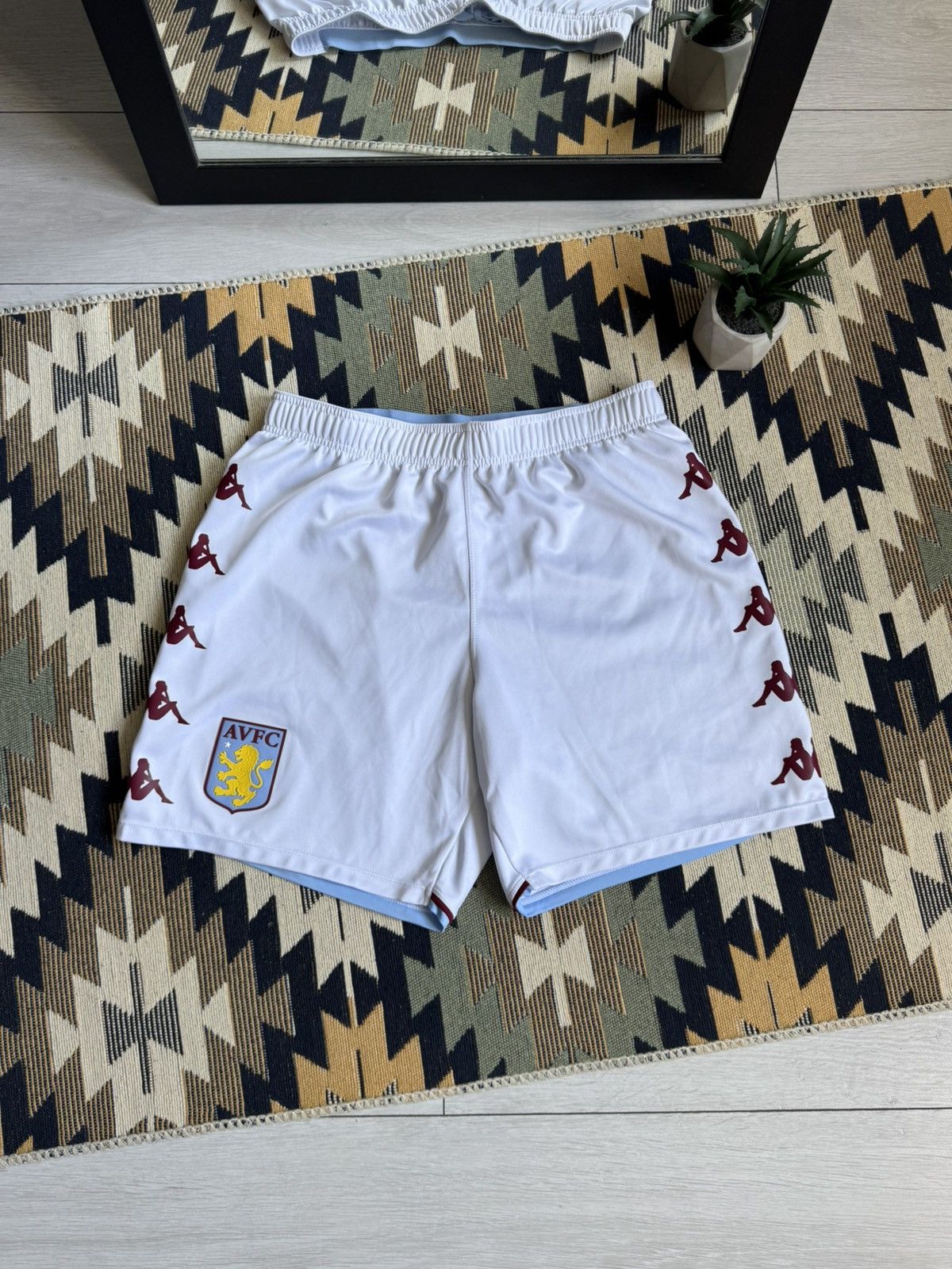 Kappa Kappa Aston Villa 2021/22 Lampass Logo Soccer Shorts Size US 34 / EU 50 - 1 Thumbnail