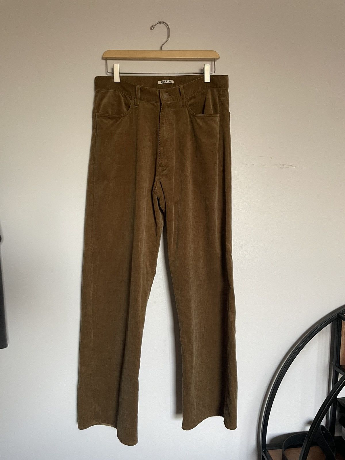 パリコレクション . aa Auralee 3 SLACKS TAPERED CORDUROY WASHED . NEW AS . パンツ
