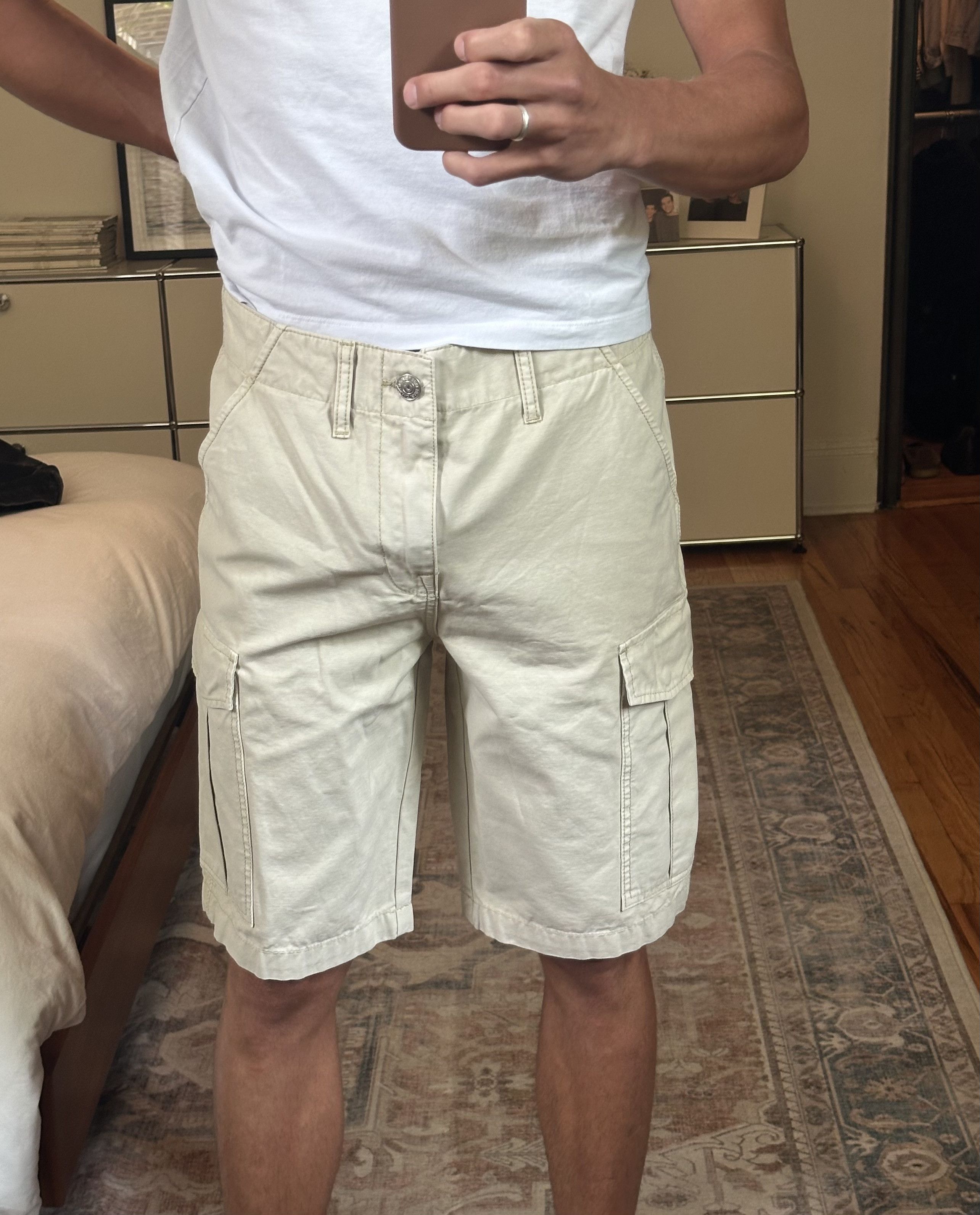 True Religion Vintage True Religion Beige Cargo Shorts Size US 33 - 1 Thumbnail