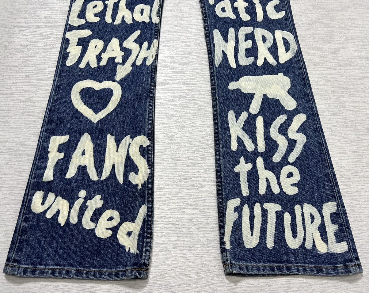 Walter Van Beirendonck W&LT - A/W 1999 - Bleach Graffiti Flared Denim Jeans Size US 28 / EU 44 - 5 Thumbnail