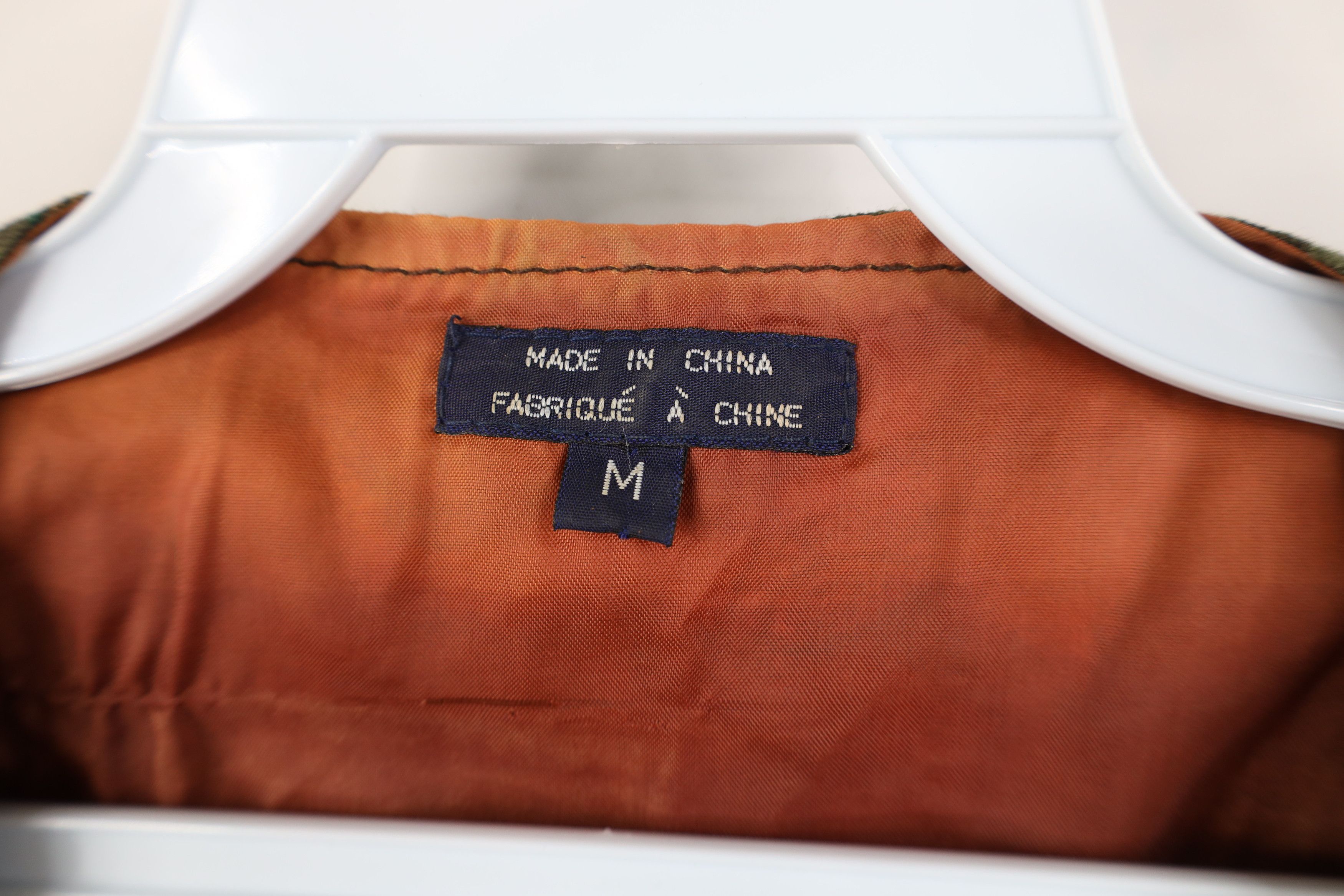 Vintage Vintage 90s Streetwear Buckle Back Suede Leather Vest Size US M / EU 48-50 / 2 - 5 Thumbnail
