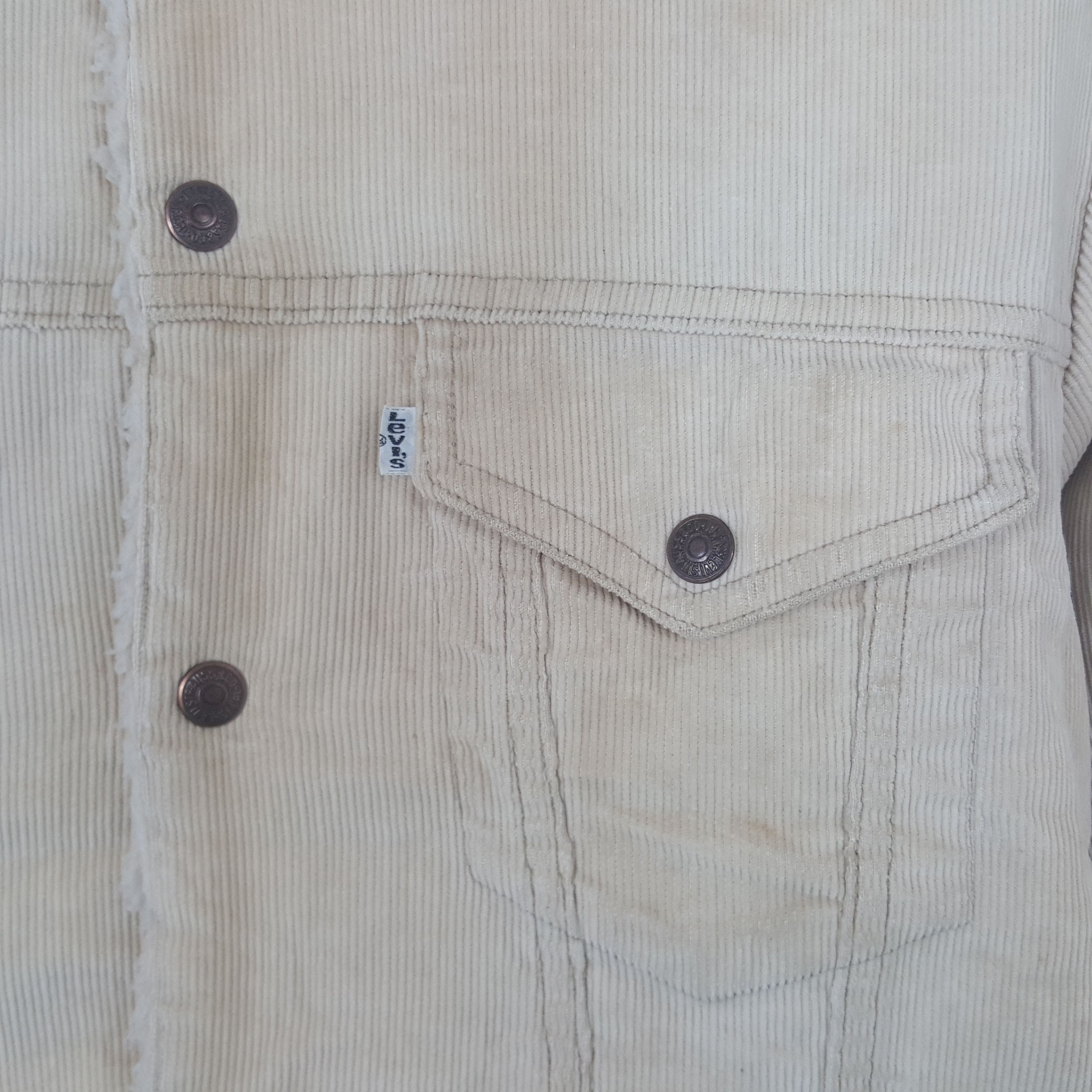 Levi's Vintage Clothing Vintage Levi's Corduroy Sherpa Inside Bikers Jacket Size US M / EU 48-50 / 2 - 2 Thumbnail
