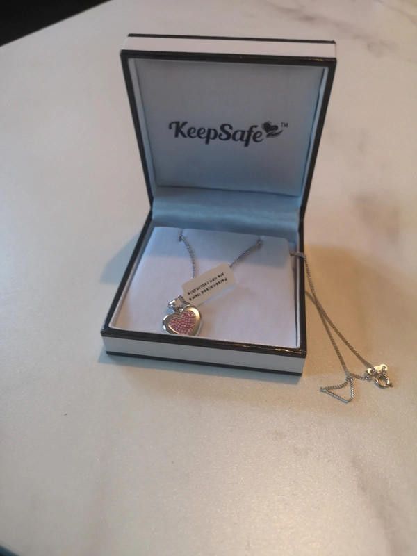 Designer KeepSafe pink silver heart necklace for her Size ONE SIZE - 2 Thumbnail