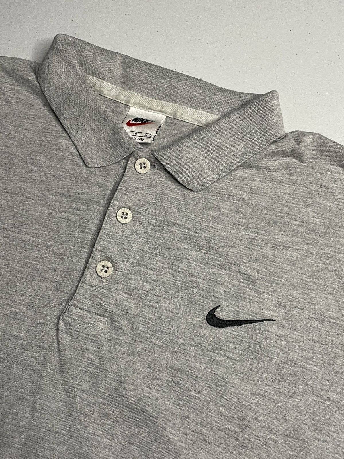 Nike × Vintage Vintage Nike logo Grey polo Collared Tshirt Size US M / EU 48-50 / 2 - 2 Thumbnail