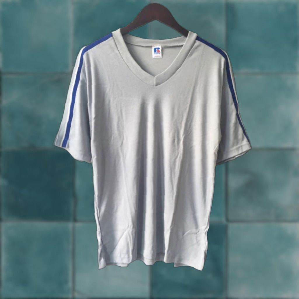 Russell Athletic VINTAGE Russell Athletic T-Shirt Mens Large V-Neck 90s Deadstock NWOT Gray 90s Mens Size US XL / EU 56 / 4 - 1 Thumbnail