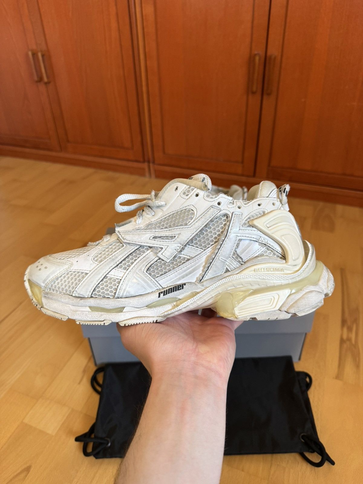 Balenciaga Balenciaga Runner Triple White Made In Italy Size US 8 / EU 41 - 2 Thumbnail