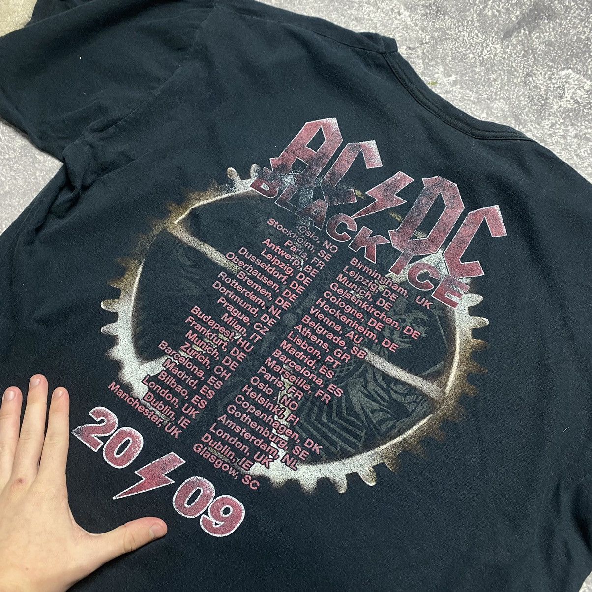 Band Tees Vintage AC/DC 2009 Black Ice Starworld rock band tee Size US XXL / EU 58 / 5 - 2 Thumbnail