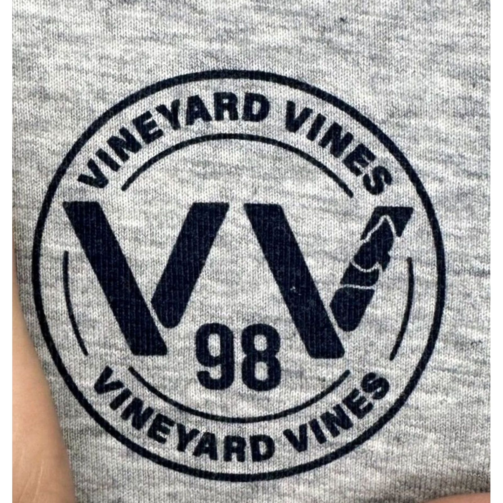 Vineyard Vines Vineyard Vines Sweatshirt Shirt Mens Medium Grey Graphic Print Crew Neck Pullover Size US M / EU 48-50 / 2 - 7 Thumbnail