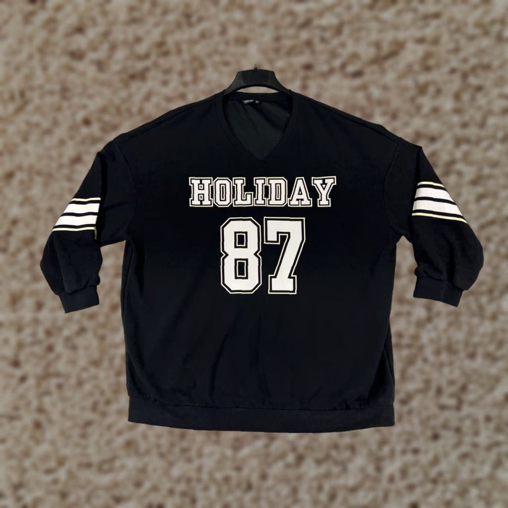 Shein VINTAGE SheIn Black 4XL Floral Collared Short Sleeve Sweatshirt Women Shirt Weathered Sports Jersey Style #87 Holiday Polyester Size XXL / US 16-18 / IT 52-54 - 1 Thumbnail