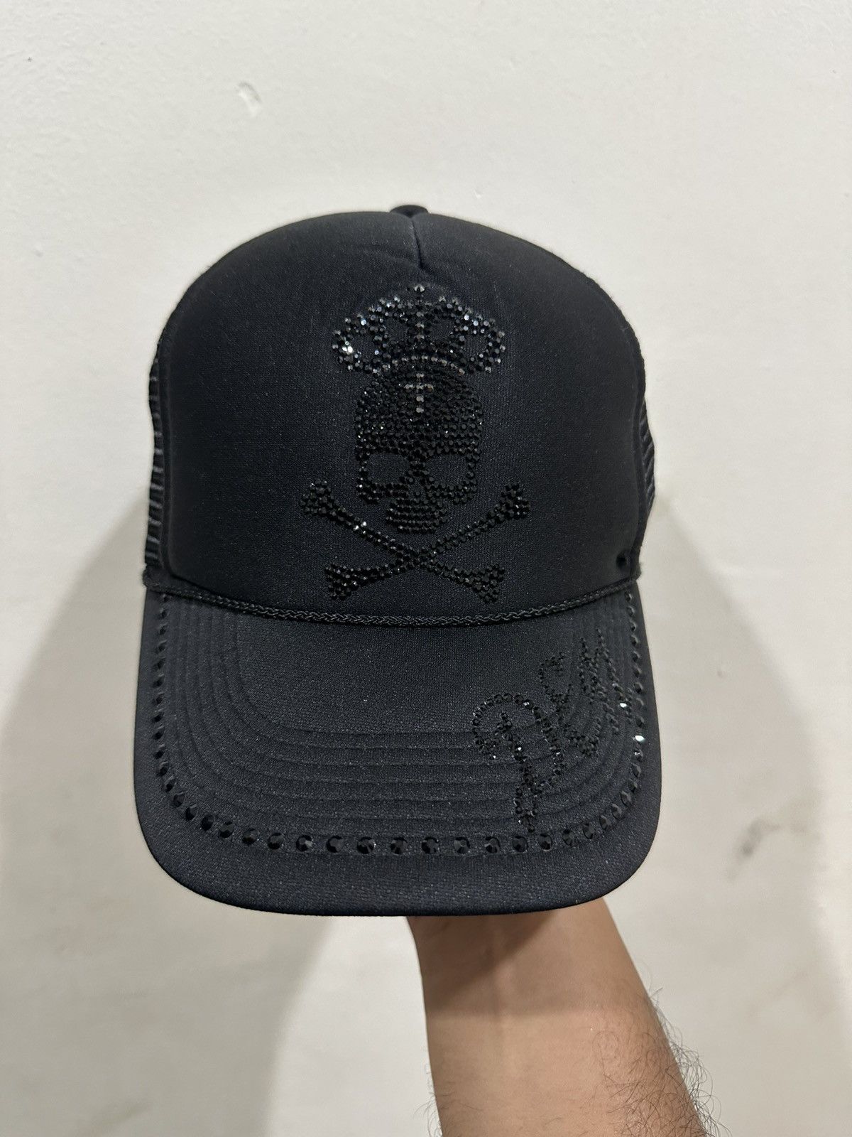 Japanese Brand VTG Skull RhinestoneTrucker Hat Size ONE SIZE - 2 Thumbnail