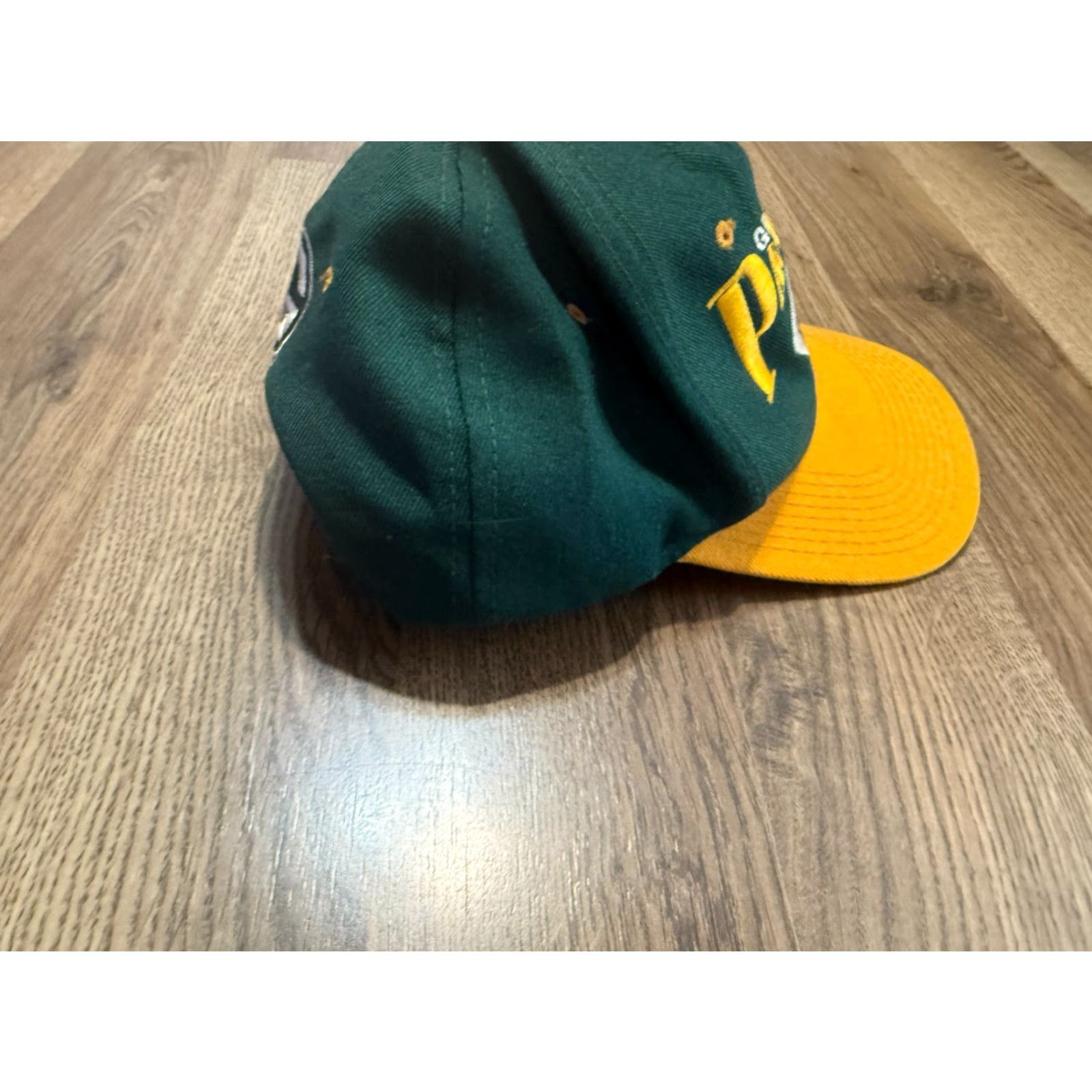 NFL NFL Team Apparel Baseball Cap Men Green Bay Packers Green Gold White Size ONE SIZE - 5 Thumbnail