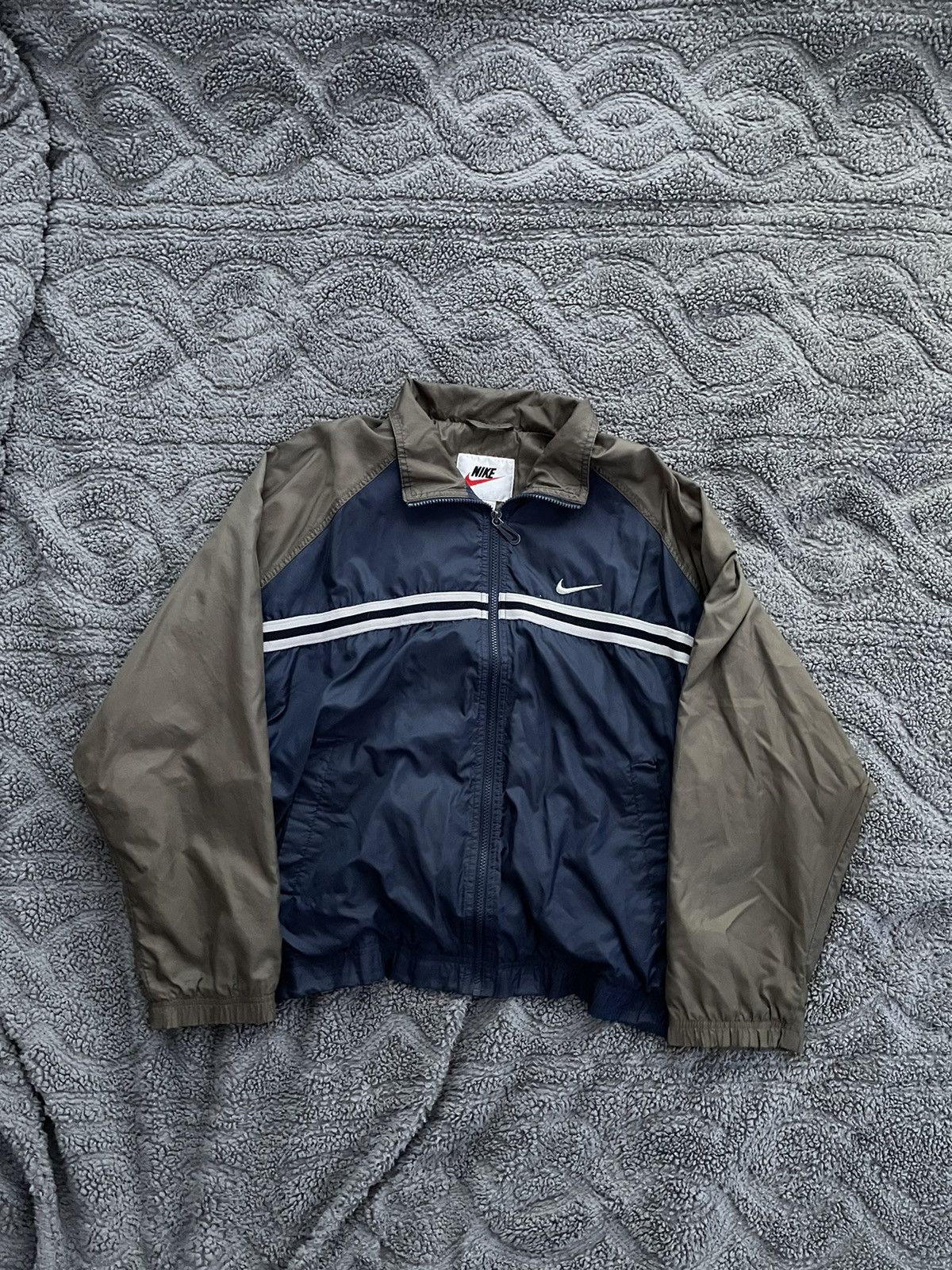 Nike Nike Mini Swoosh Brown, Navy Blue Jacket Size US M / EU 48-50 / 2 - 1 Thumbnail