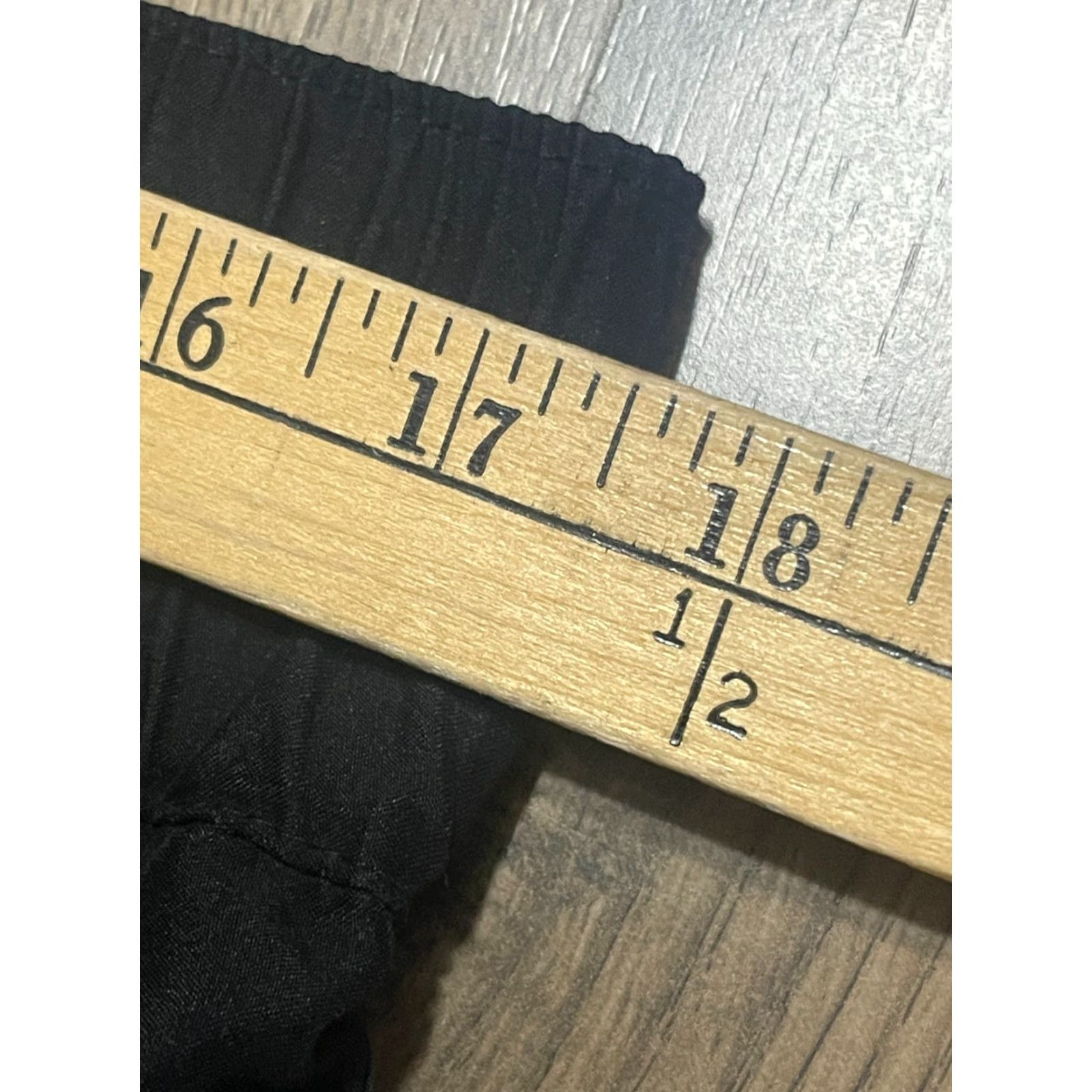 Vintage Firefly Shorts Women's Size Small Black Waist Tie Pockets Modern Casual Size 28" / US 6 / IT 42 - 5 Thumbnail