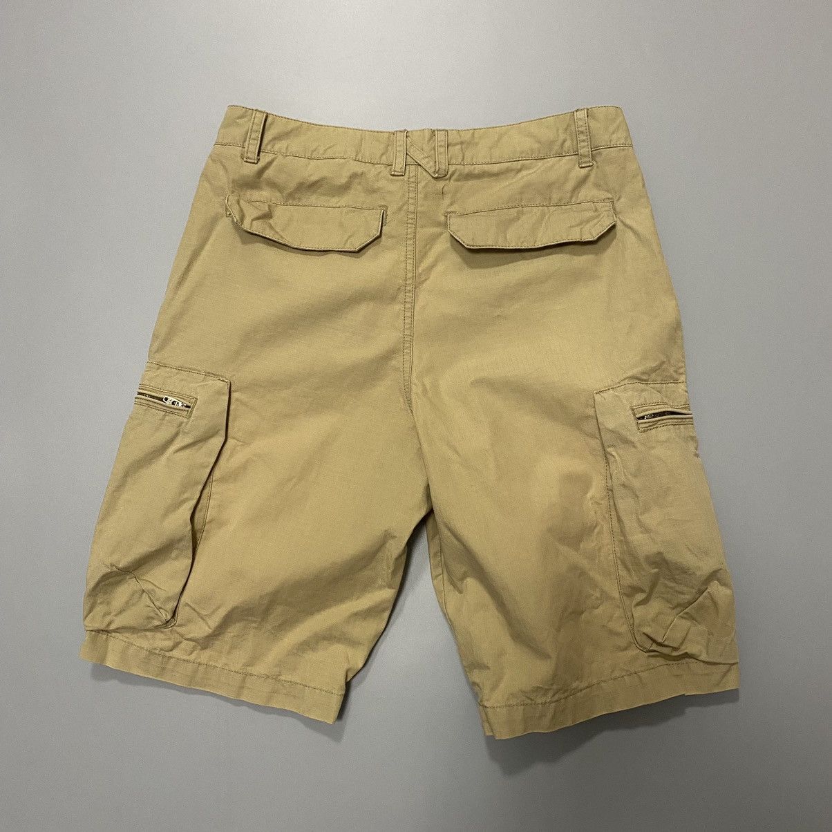 Nike × Nike SB Nike SB Cargo Shorts 28 Pockets Beige Size US 28 / EU 44 - 2 Thumbnail
