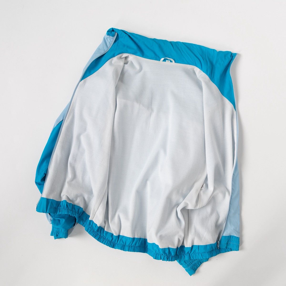 Vintage Rukka Vintage Windbreaker Jacket Blue Full Zip Lightweight Size US L / EU 52-54 / 3 - 2 Thumbnail