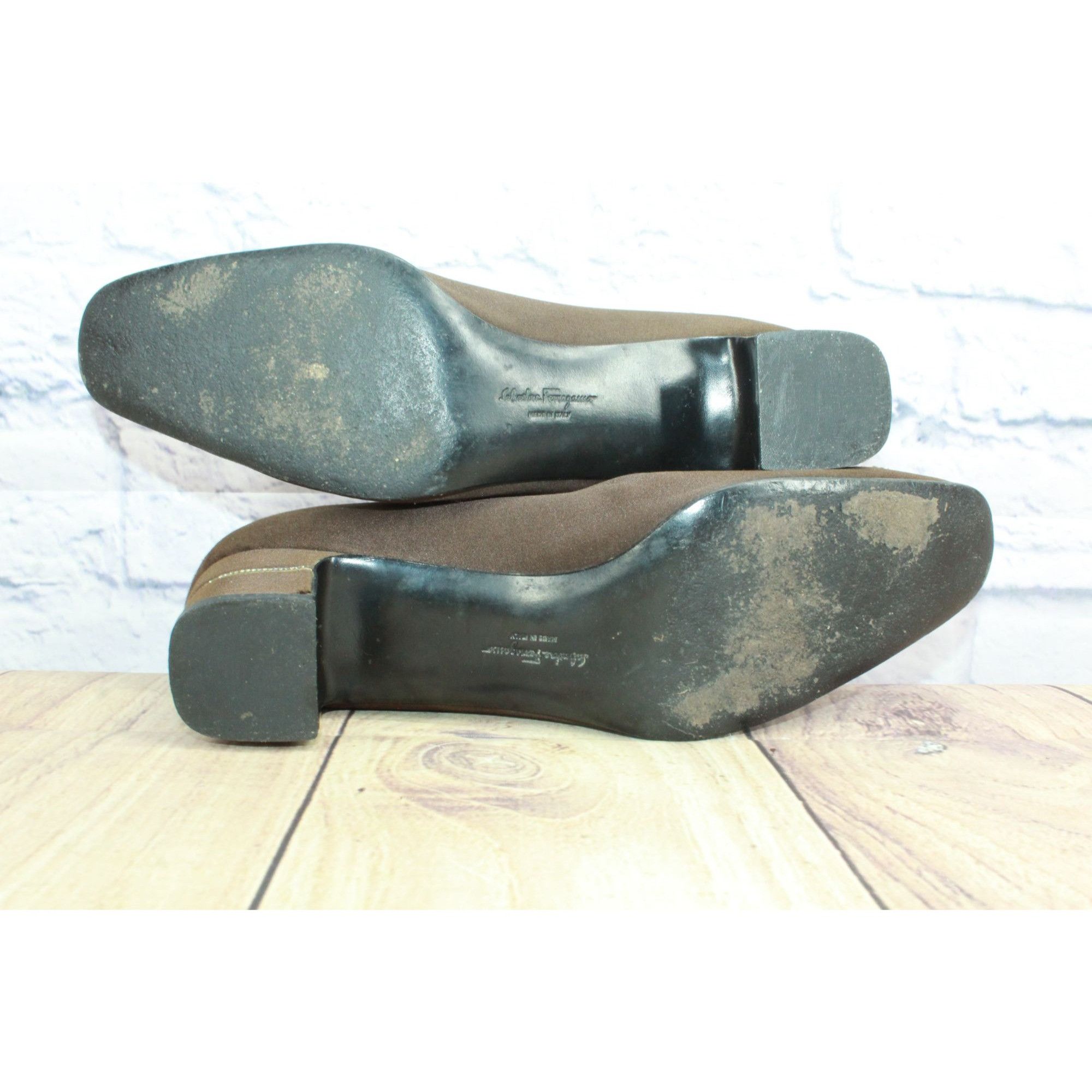 Salvatore Ferragamo Salvatore Ferragamo Women's Block Heel Pumps 8.5 Size US 8.5 / IT 38.5 - 10 Thumbnail