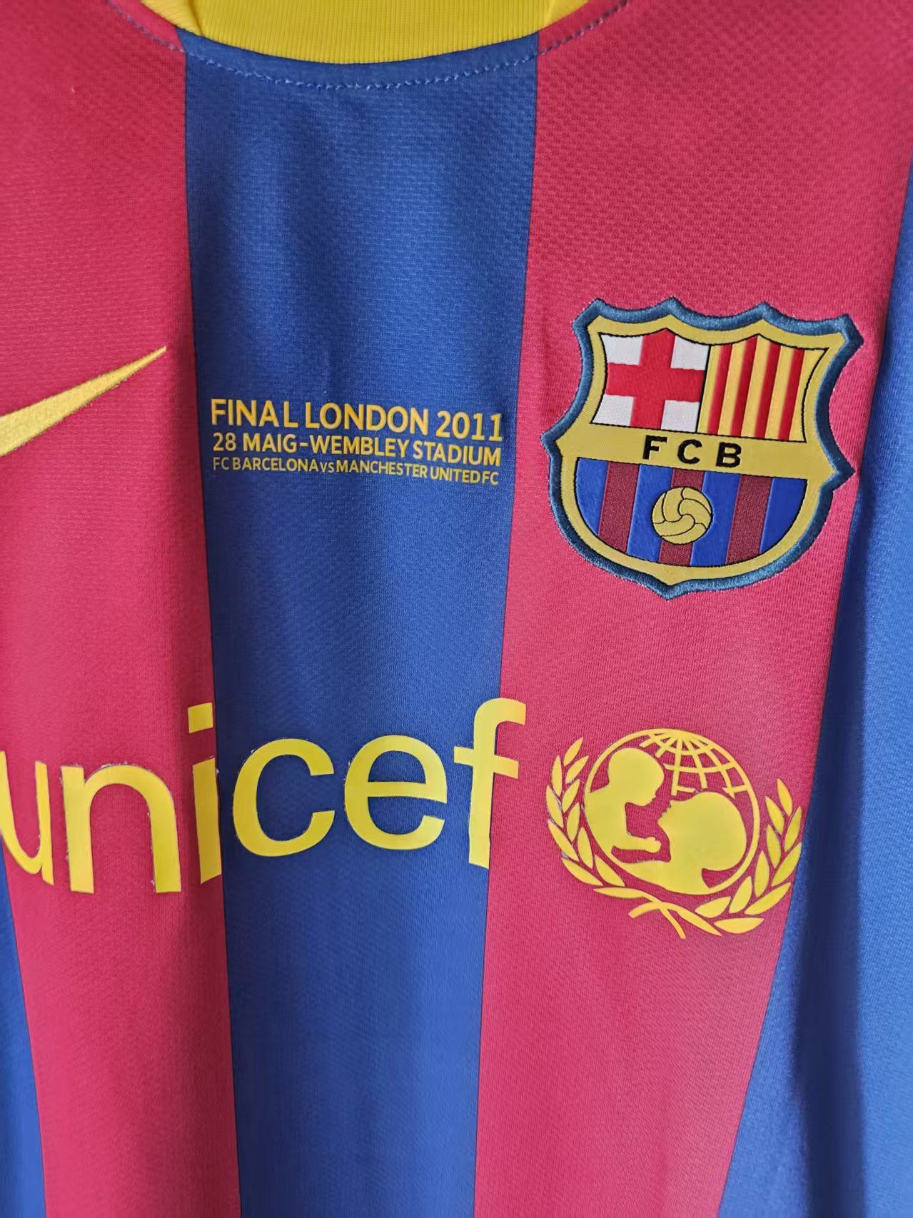 Other Barcelona #10 Messi Jersey Home 2011 Size US XL / EU 56 / 4 - 3 Thumbnail