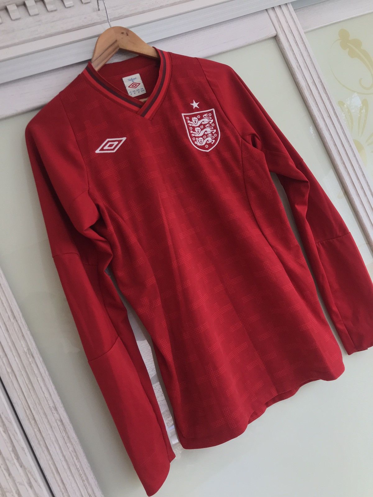 Umbro England 2012-2013 Home Goalkeeper Soccer Jersey Football Kit Size US S / EU 44-46 / 1 - 3 Thumbnail