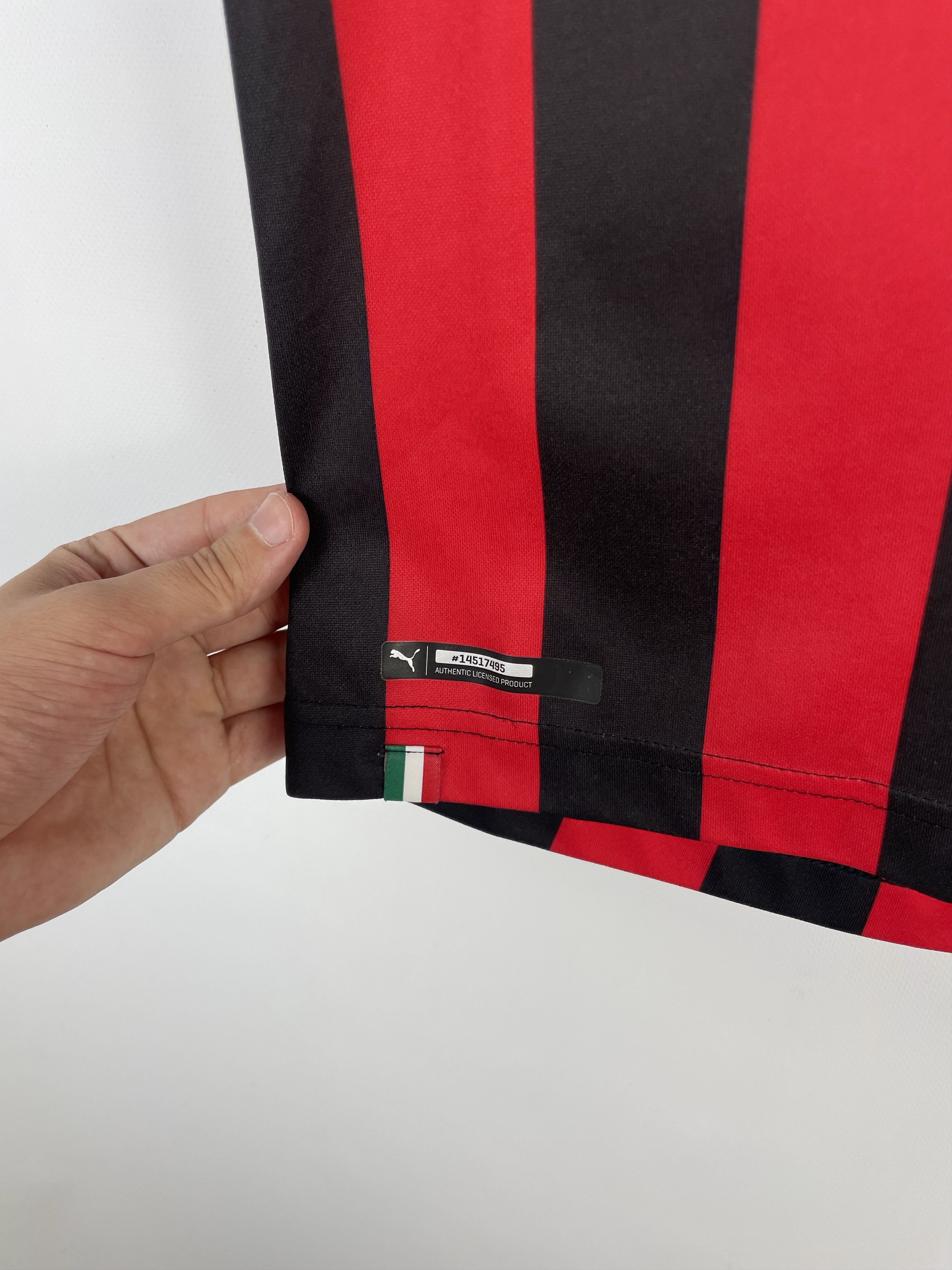 Puma Puma FC AC Milan Italy 2018/2019 Home Soccer Size US S / EU 44-46 / 1 - 6 Thumbnail