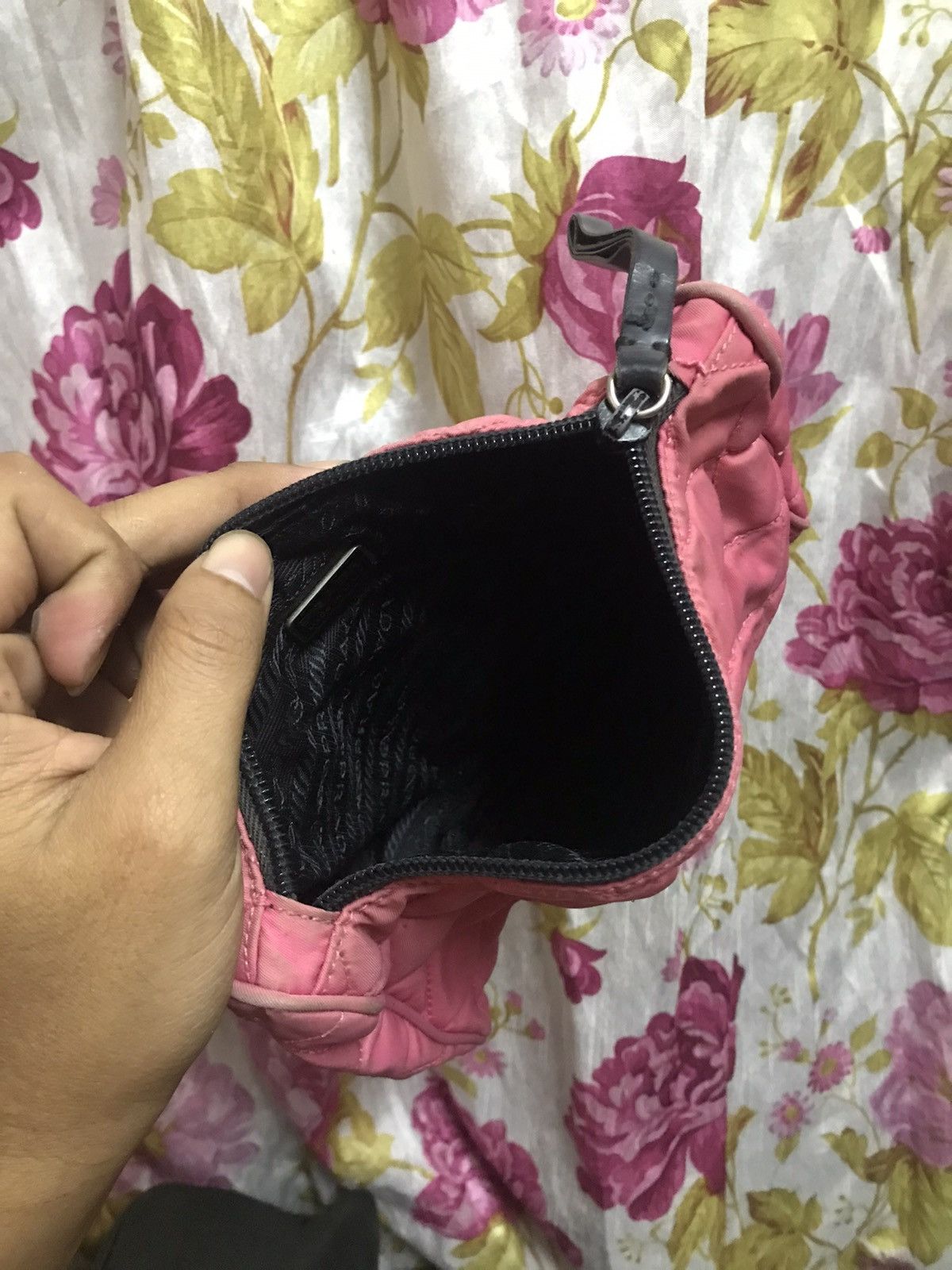 Prada Authentic Prada Pink Pouch/Cluct Size ONE SIZE - 3 Thumbnail
