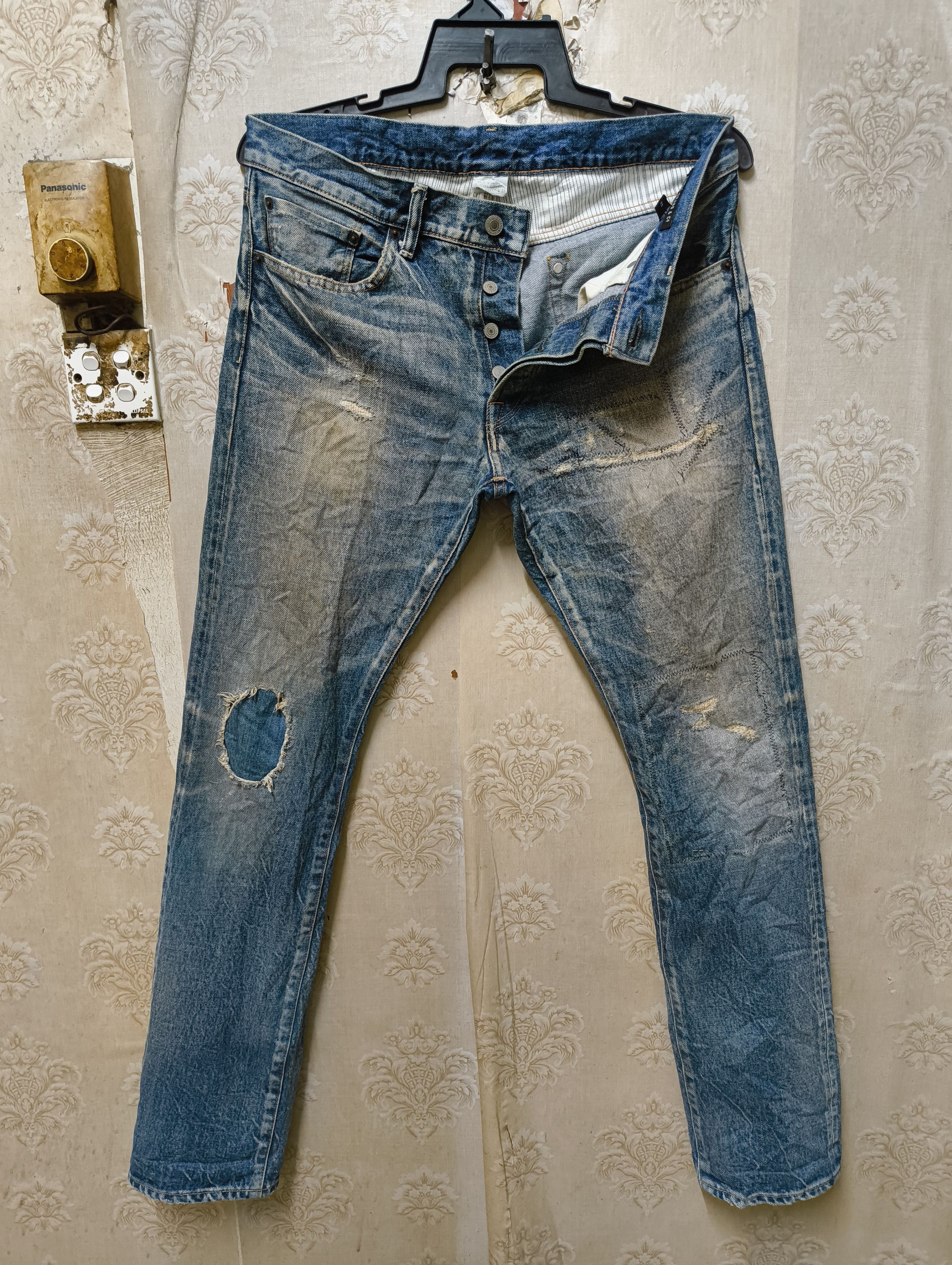 Fabric Brand & Co. FABRIC BRAND SELVEDGE DENIM DISTRESSED Size US 34 / EU 50 - 3 Thumbnail
