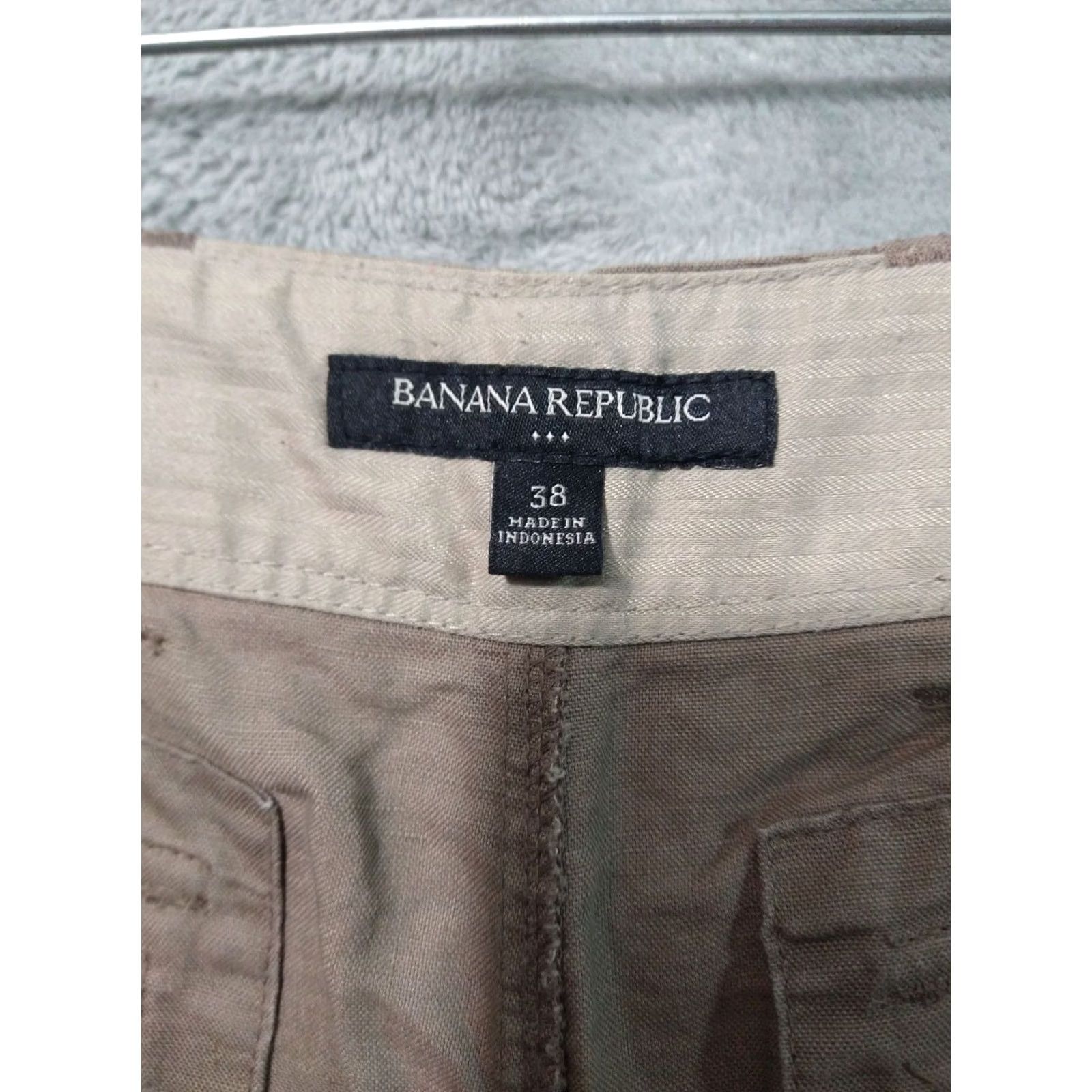 Banana Republic Banana Republic Shorts Mens 38 Beige Chino Linen Blend Flat Front Casual 38 Beige Breathable Lightweight Pockets Summer Spring Mens Size US 38 / EU 54 - 7 Thumbnail