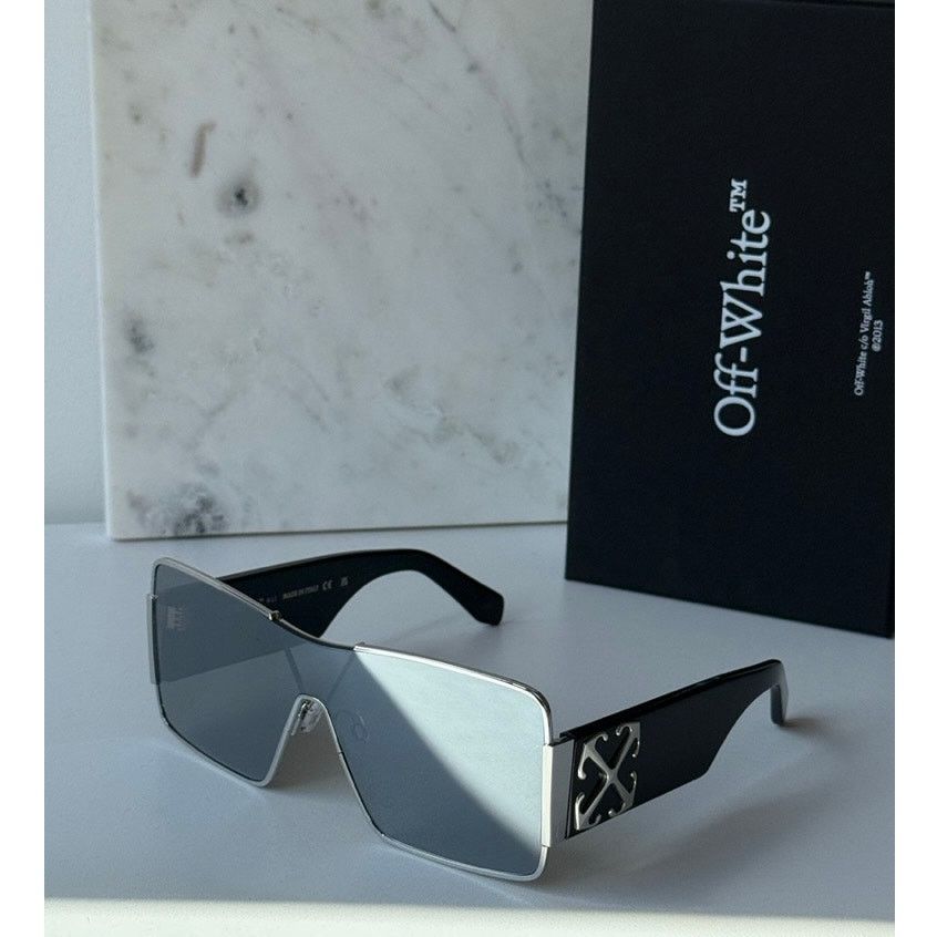NEW OFF-WHITE SUNGLASSES SILVER GREY UNISEX EYEWEAR OFF-WHITE OERI14G ASPEN 7207 Off-White ASPEN Dark Grey Shield Unisex Sunglasses OERI14G  main image 3