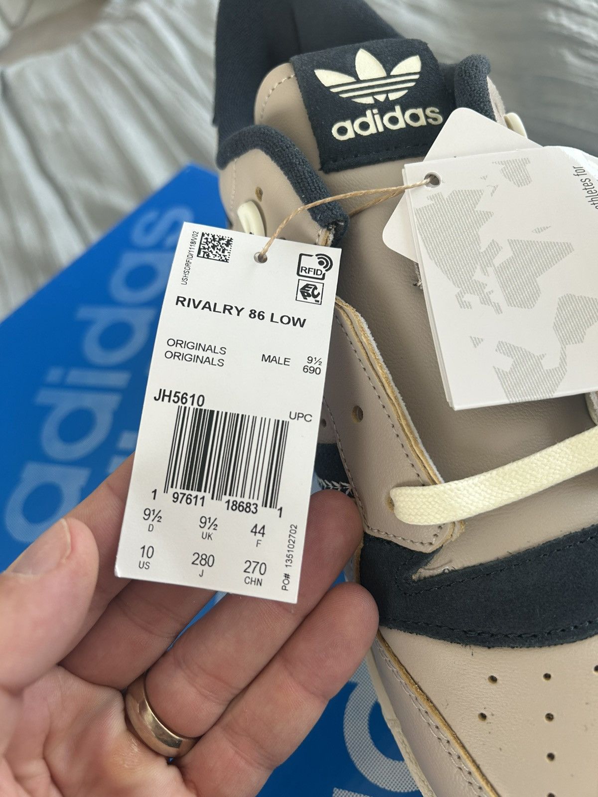 Adidas Adidas Rivalry 86 Low Size US 10 / EU 43 - 3 Thumbnail