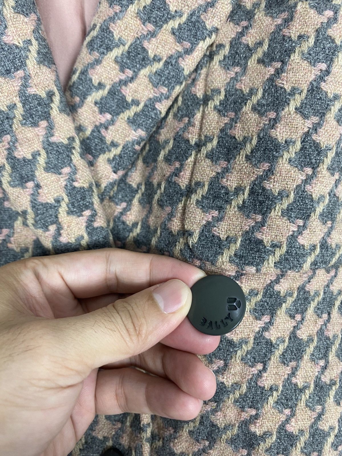 Bally Rare‼️Vintage Bally Collection Houndstooth Wool Coat Size M / US 6-8 / IT 42-44 - 9 Thumbnail
