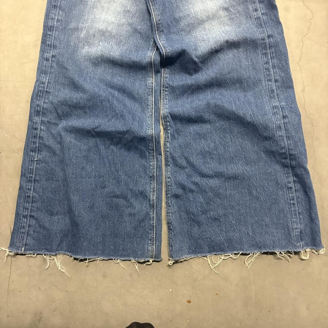 Vintage Crazy Vintage Y2K/2000s Super Baggy WideLeg Dark Blue Wash Denim Jeans! Size US 32 / EU 48 - 5 Thumbnail