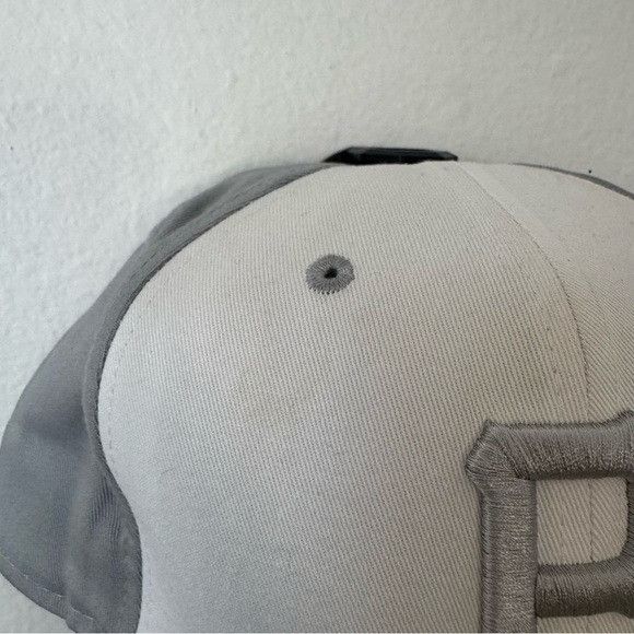 New Era PITTSBURG PIRATES MLB NEW ERA FITTED SZ 8 FLAT BILL CAP Size ONE SIZE - 3 Thumbnail