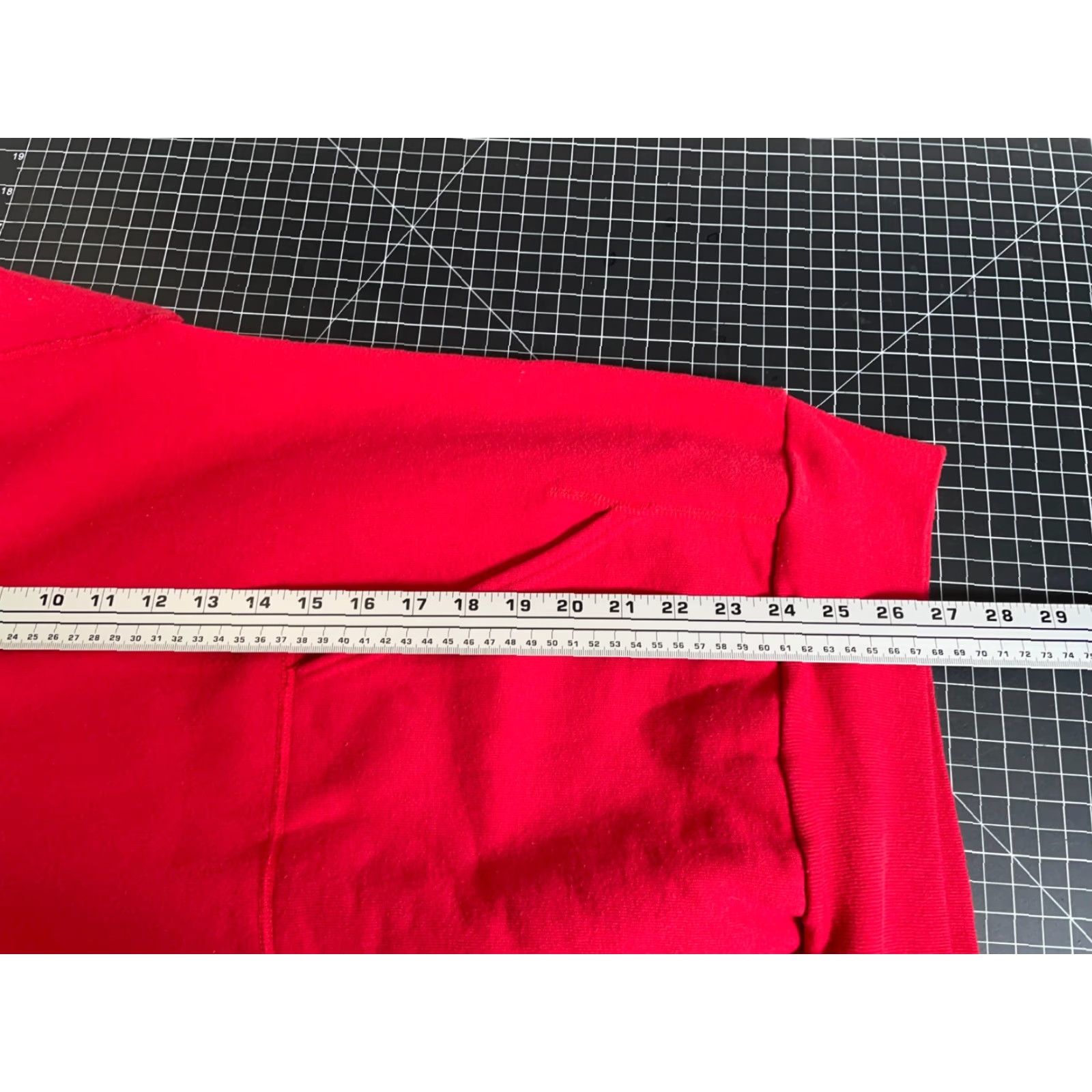 Vintage VINTAGE Medallion 80s Strohs Beer Hoodie Shirt Men XL Red Pullover Graphic Print Crew Neck Hooded 50/50 Blend Size US XL / EU 56 / 4 - 6 Thumbnail