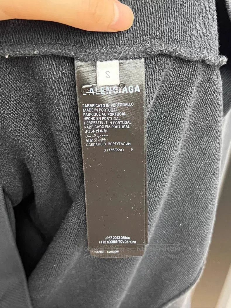Balenciaga Balenciaga Blurred Graffiti Logo Hoodie. Size US S / EU 44-46 / 1 - 3 Thumbnail