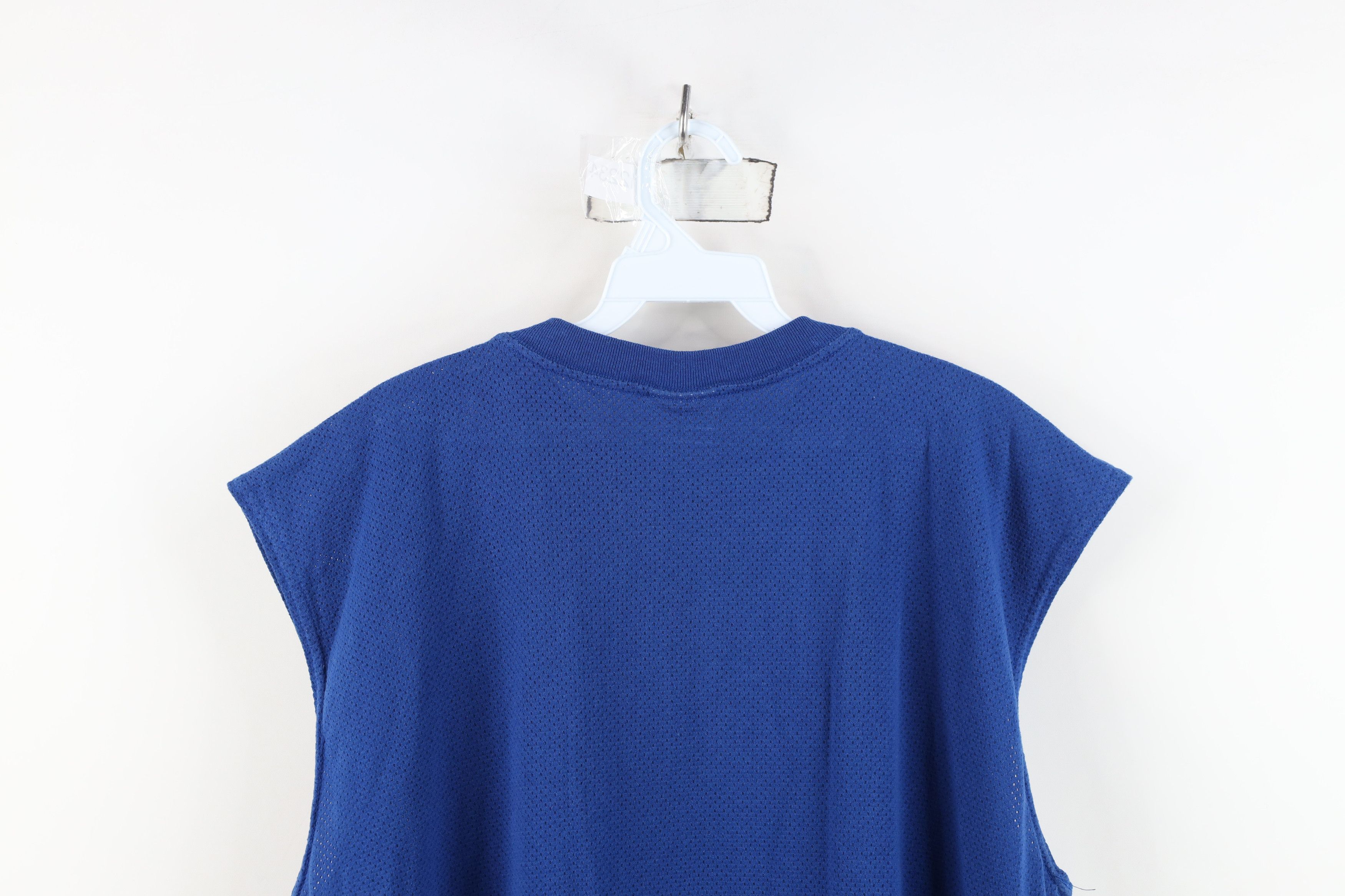 Vintage Vintage 90s Streetwear Mesh Sleeveless Muscle T-Shirt Blue Size US L / EU 52-54 / 3 - 12 Thumbnail