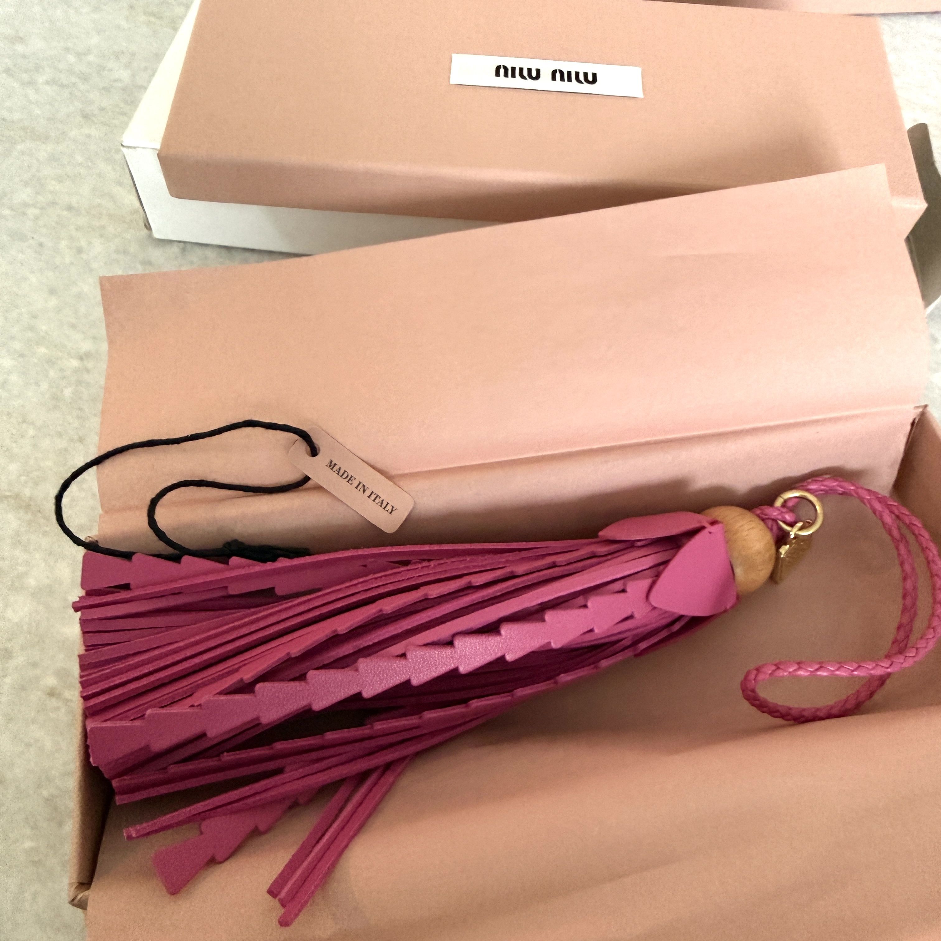 Miu Miu Miu Miu 5TL542 Leather Bag Charm Bag Trick fuschia Size ONE SIZE - 9 Thumbnail