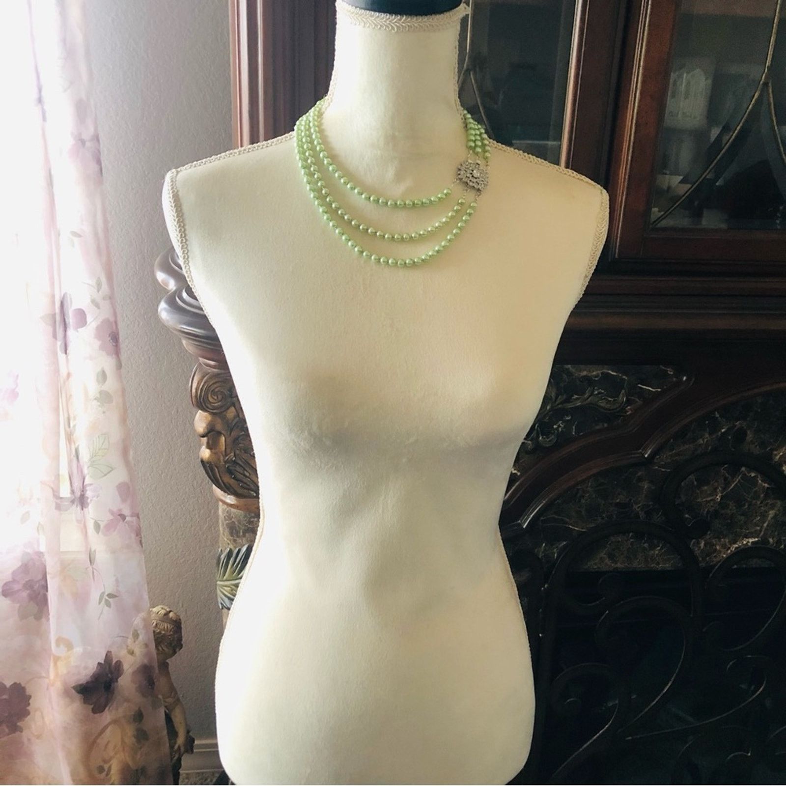 Handmade Handcrafted triple strand Czech glass Pearl necklace Size ONE SIZE - 5 Thumbnail