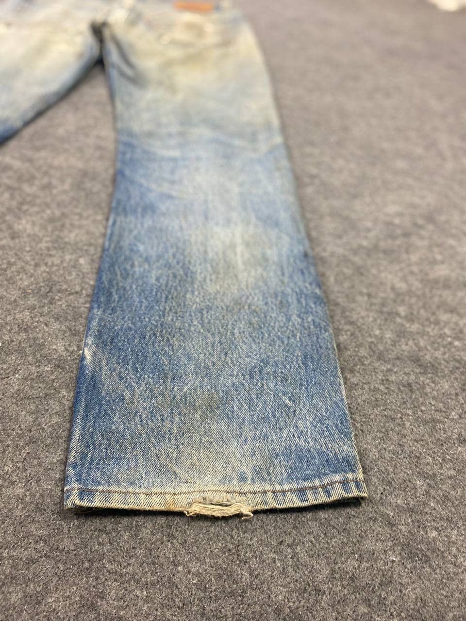 Levi's vintage levis 501xx distressed denim nice design Size US 35 - 7 Thumbnail