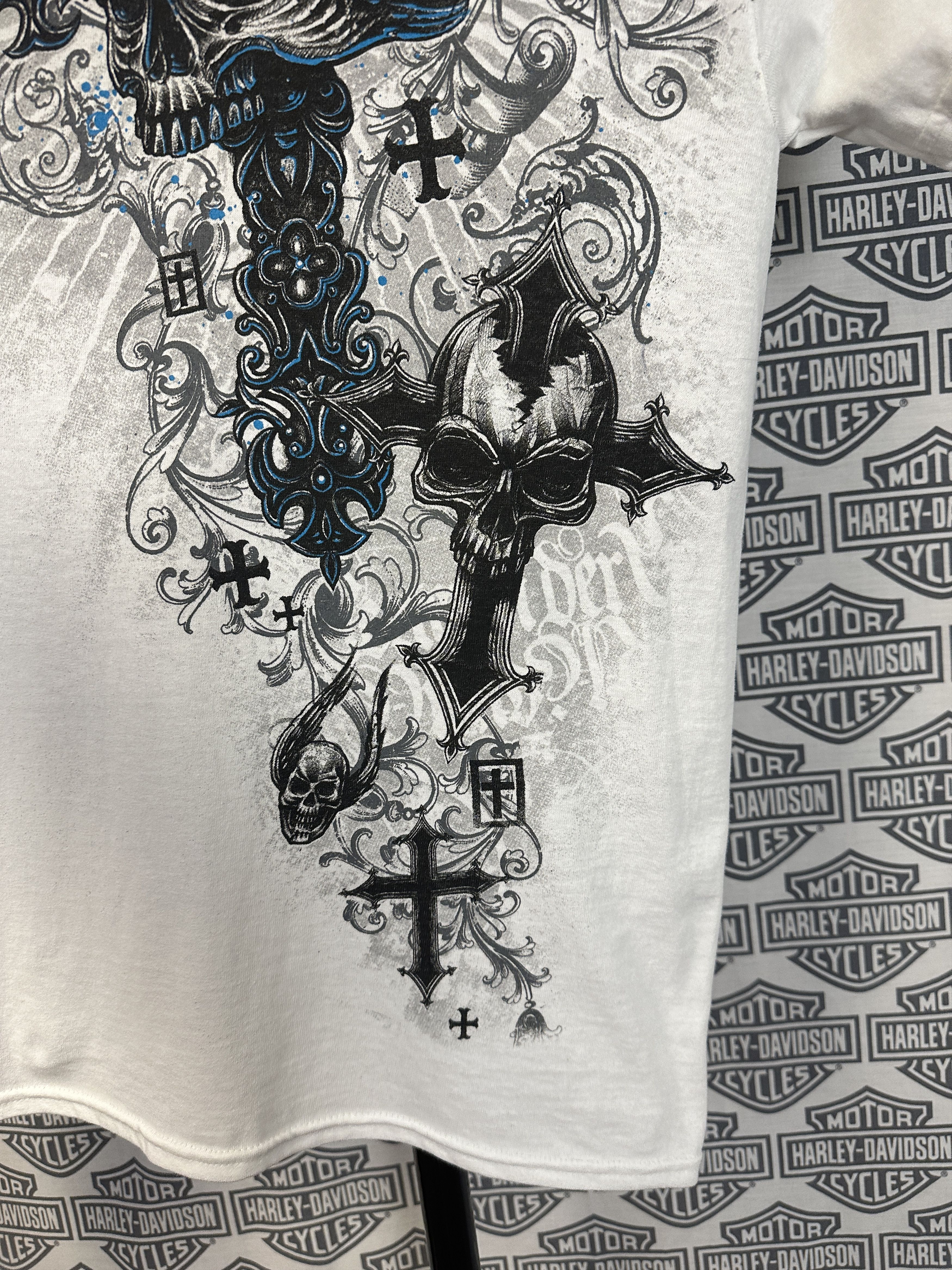 Affliction × Gildan × Vintage Y2K Cyber Goth Skull Cross Wings T-Shirt Sz Medium Size US M / EU 48-50 / 2 - 4 Thumbnail