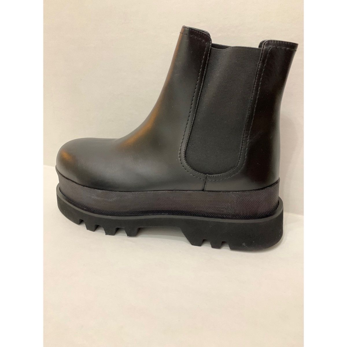 Helmut Lang HELMUT LANG CHELSEA CHUNKY ANKLE BOOTS Size US 10.5 / EU 43-44 - 6 Thumbnail
