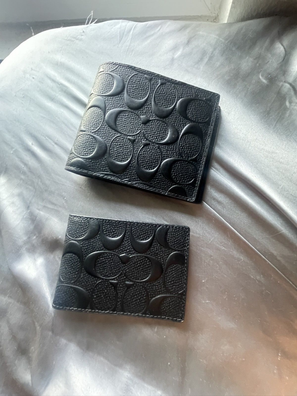 Coach Coach Signature Black Leather Wallet ( used only once ) Size 28 - 2 Thumbnail