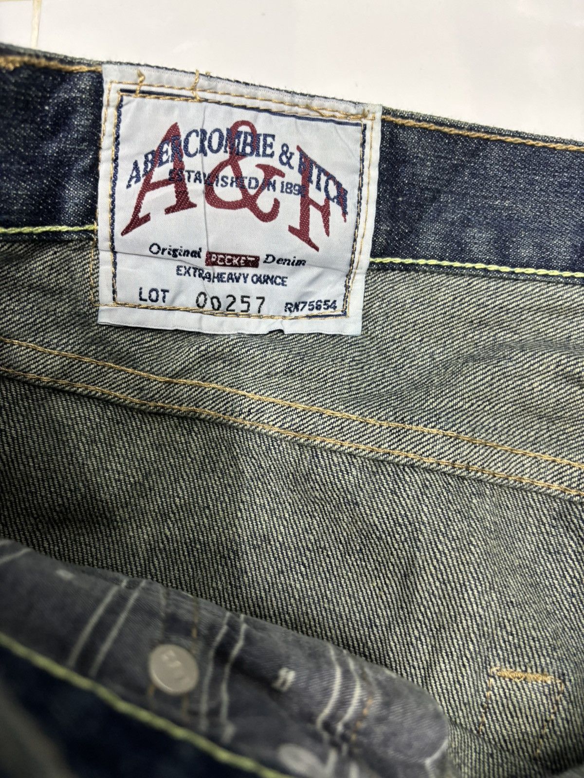 If Six Was Nine BAGGY JEANS STATEMENT DENIM A&F JUNYA WATANABE STYLE FLARED Size US 38 / EU 54 - 11 Thumbnail