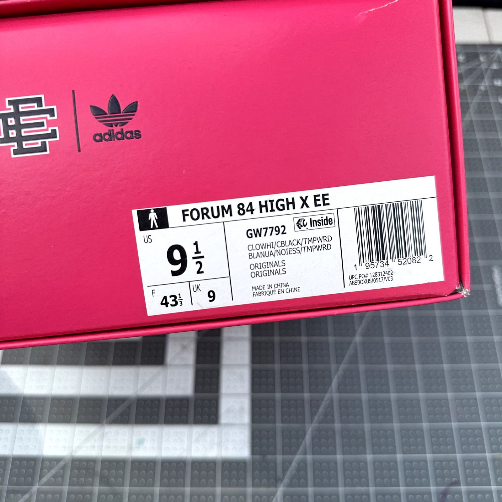 Eric Emanuel Eric Emmanuel x Adidas Forum 84 Size US 9.5 / EU 42-43 - 11 Thumbnail
