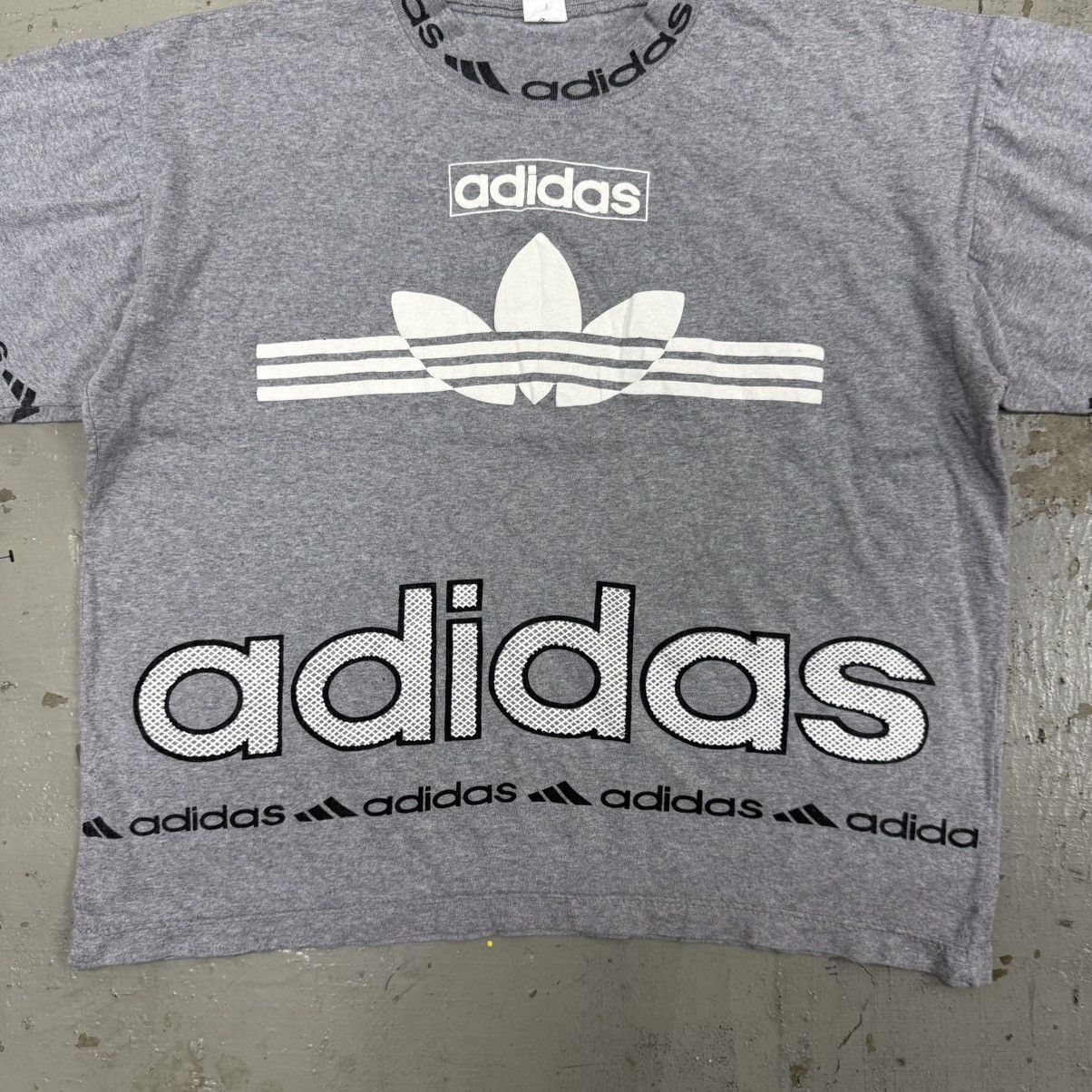 Vintage Vintage Bootleg Adidas Rare Design CPFM Size US M / EU 48-50 / 2 - 2 Thumbnail