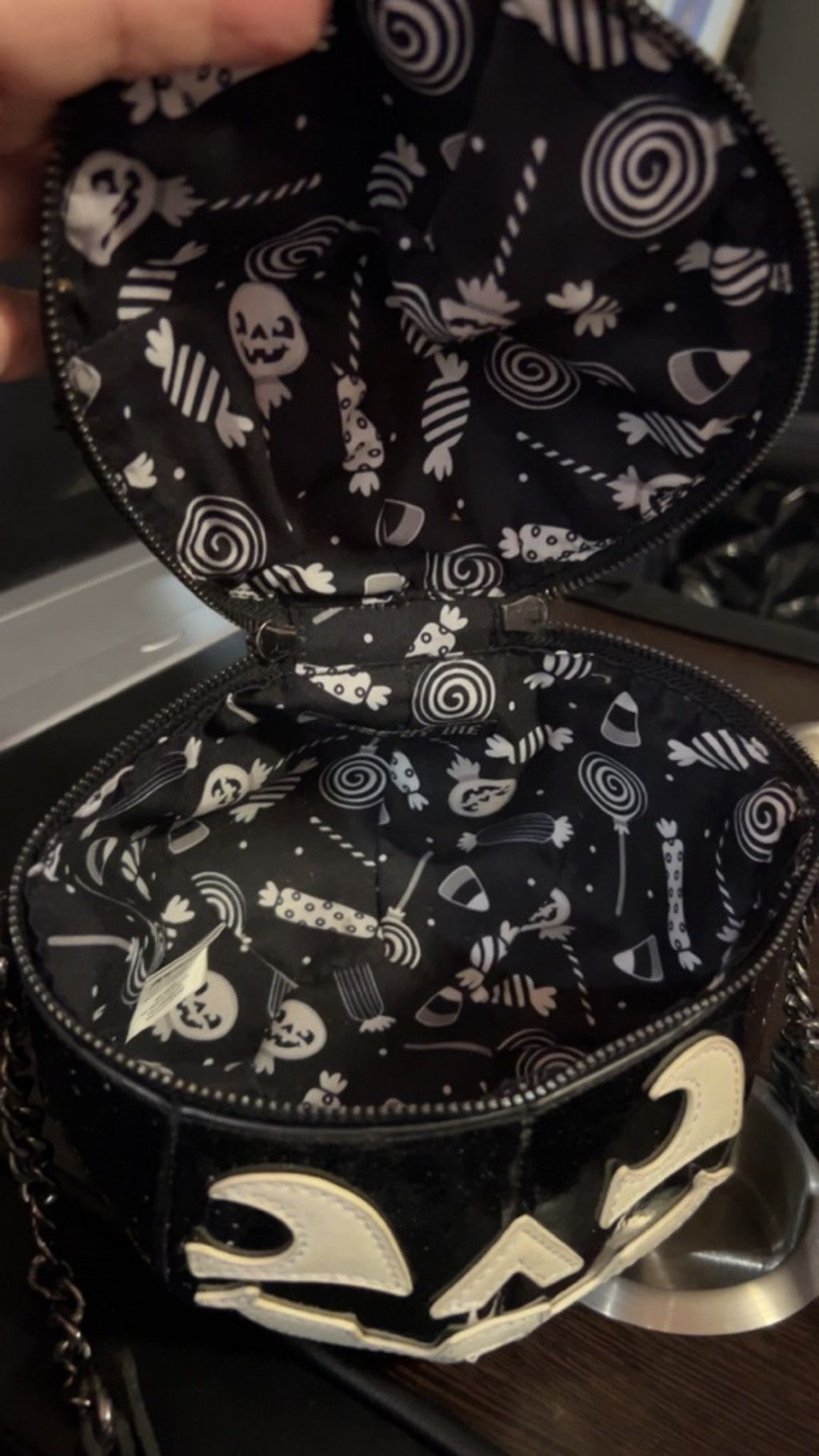 Mad Engine Women's MAD ENGINE Black & White Pumpkin Crossbody Bag Size ONE SIZE - 4 Thumbnail